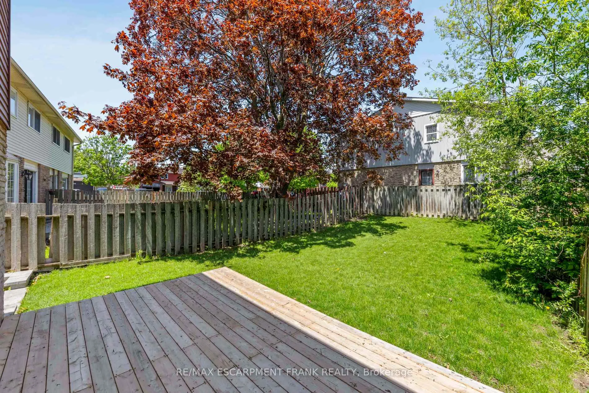 Photo 31 of 647 Balsam Crescent, Oshawa, Lakeview — HOMEH