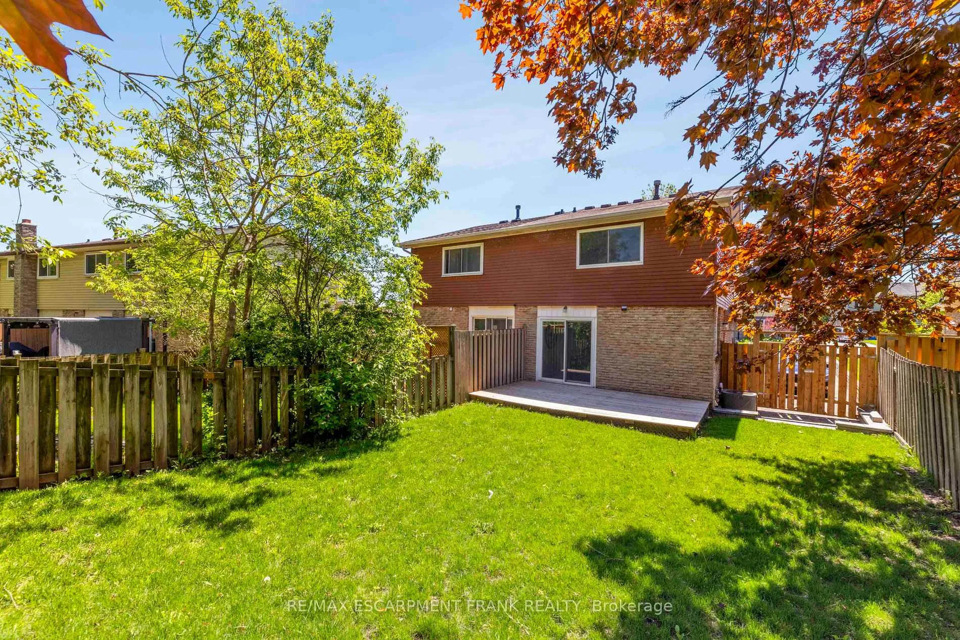 Photo 34 of 647 Balsam Crescent, Oshawa, Lakeview — HOMEH