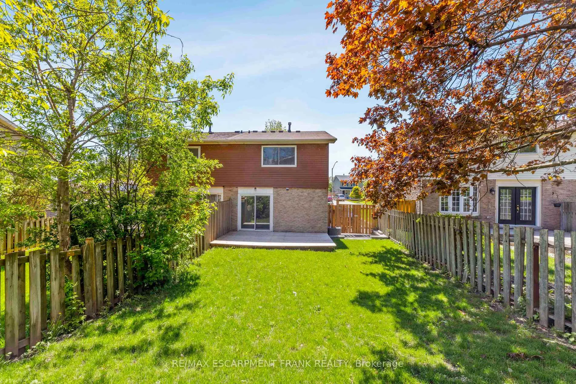 Photo 35 of 647 Balsam Crescent, Oshawa, Lakeview — HOMEH
