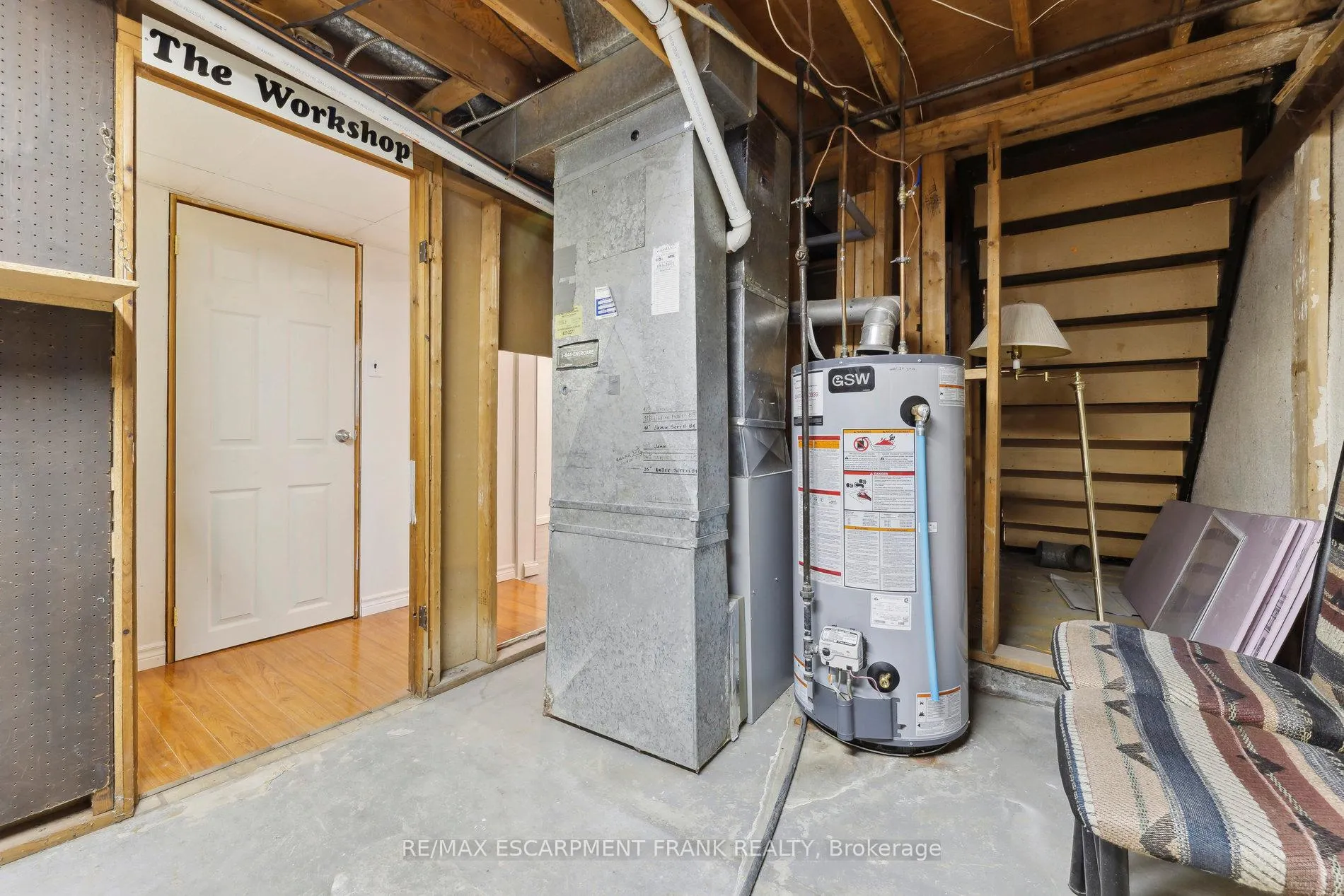 Photo 38 of 647 Balsam Crescent, Oshawa, Lakeview — HOMEH