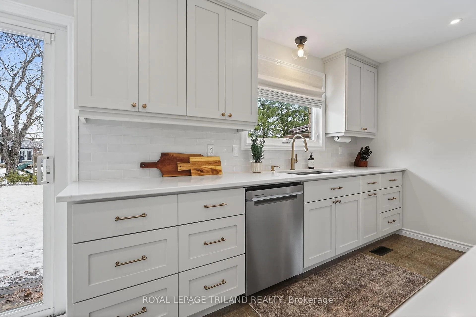 Photo 11 of 133 Delaware Street, Middlesex Centre, Komoka — HOMEH