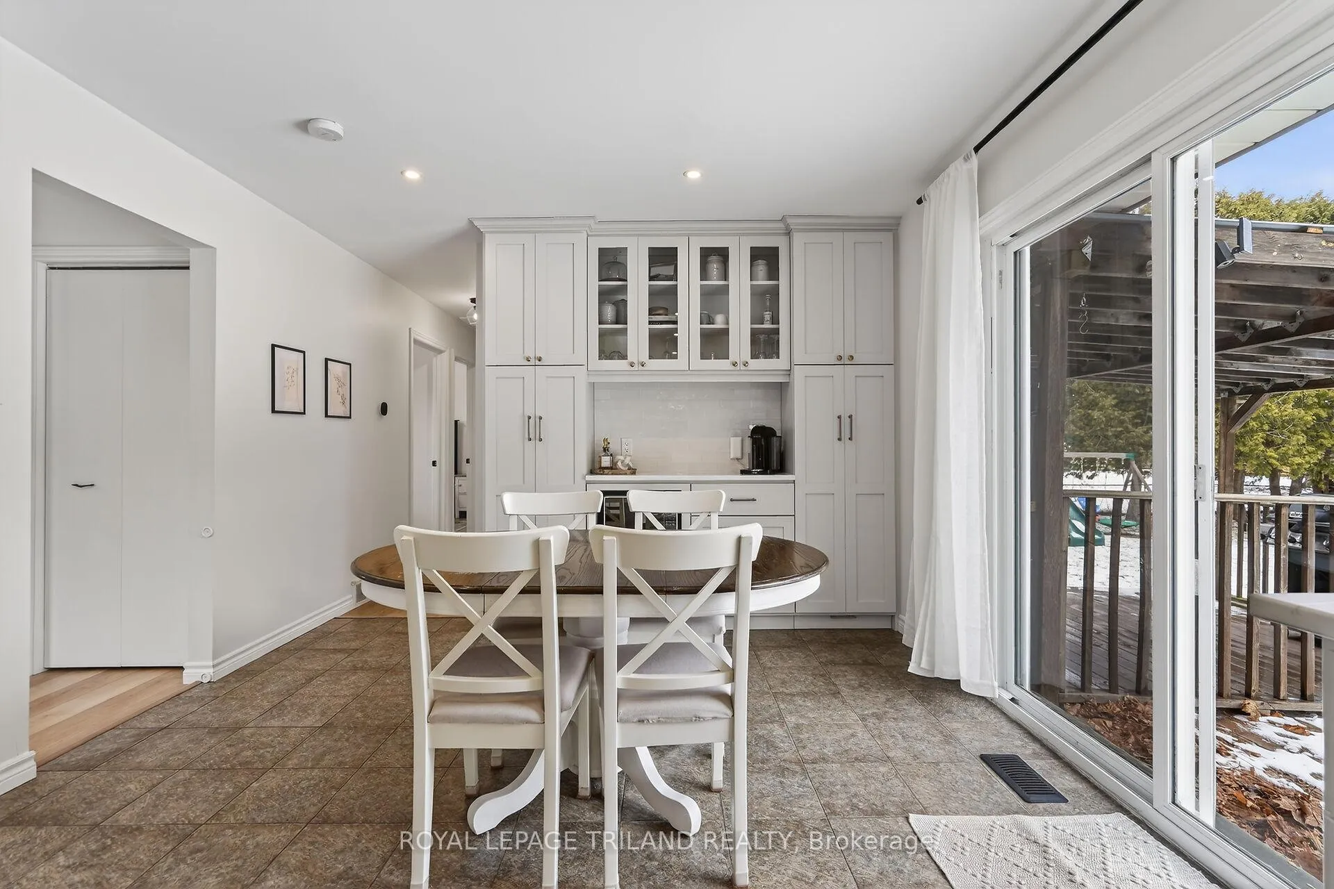 Photo 14 of 133 Delaware Street, Middlesex Centre, Komoka — HOMEH