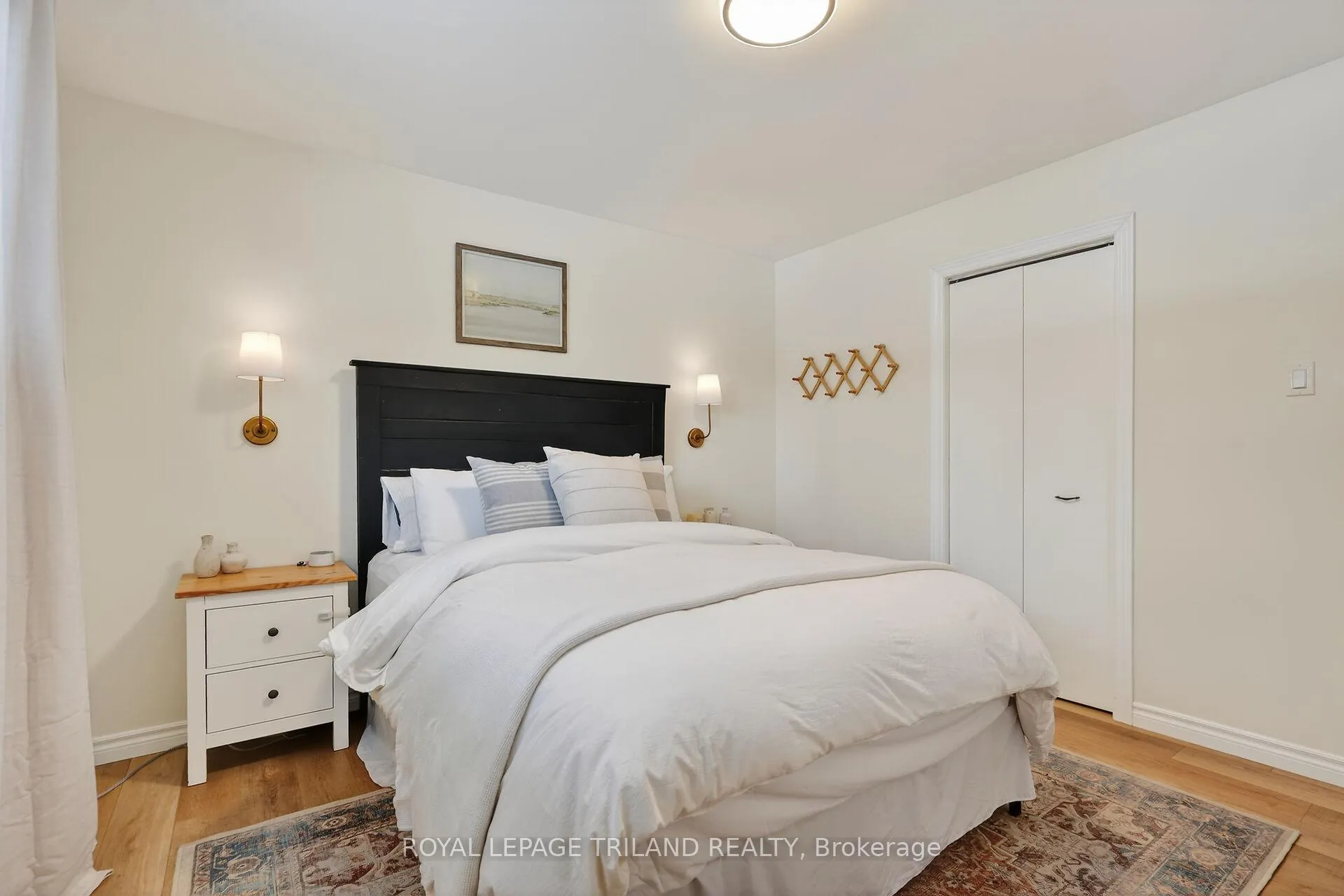 Photo 16 of 133 Delaware Street, Middlesex Centre, Komoka — HOMEH