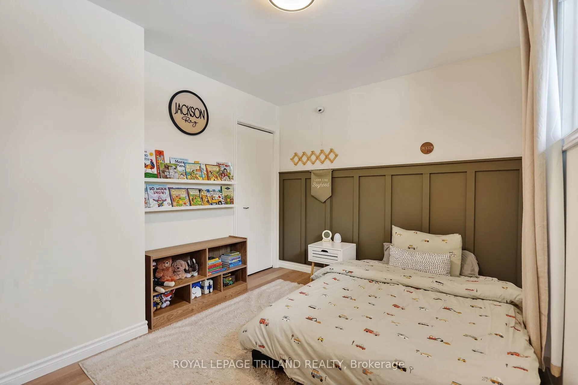 Photo 18 of 133 Delaware Street, Middlesex Centre, Komoka — HOMEH