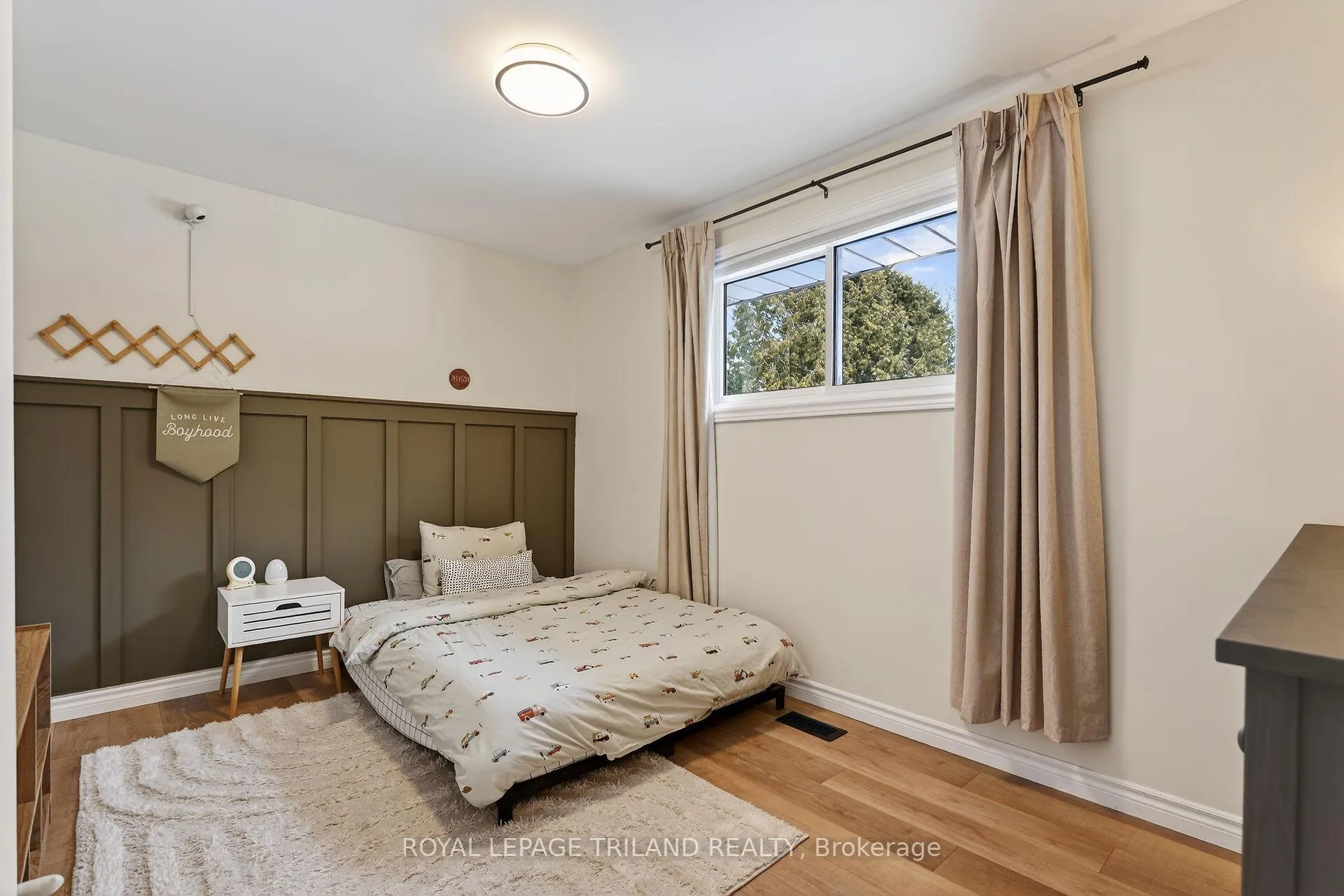 Photo 19 of 133 Delaware Street, Middlesex Centre, Komoka — HOMEH