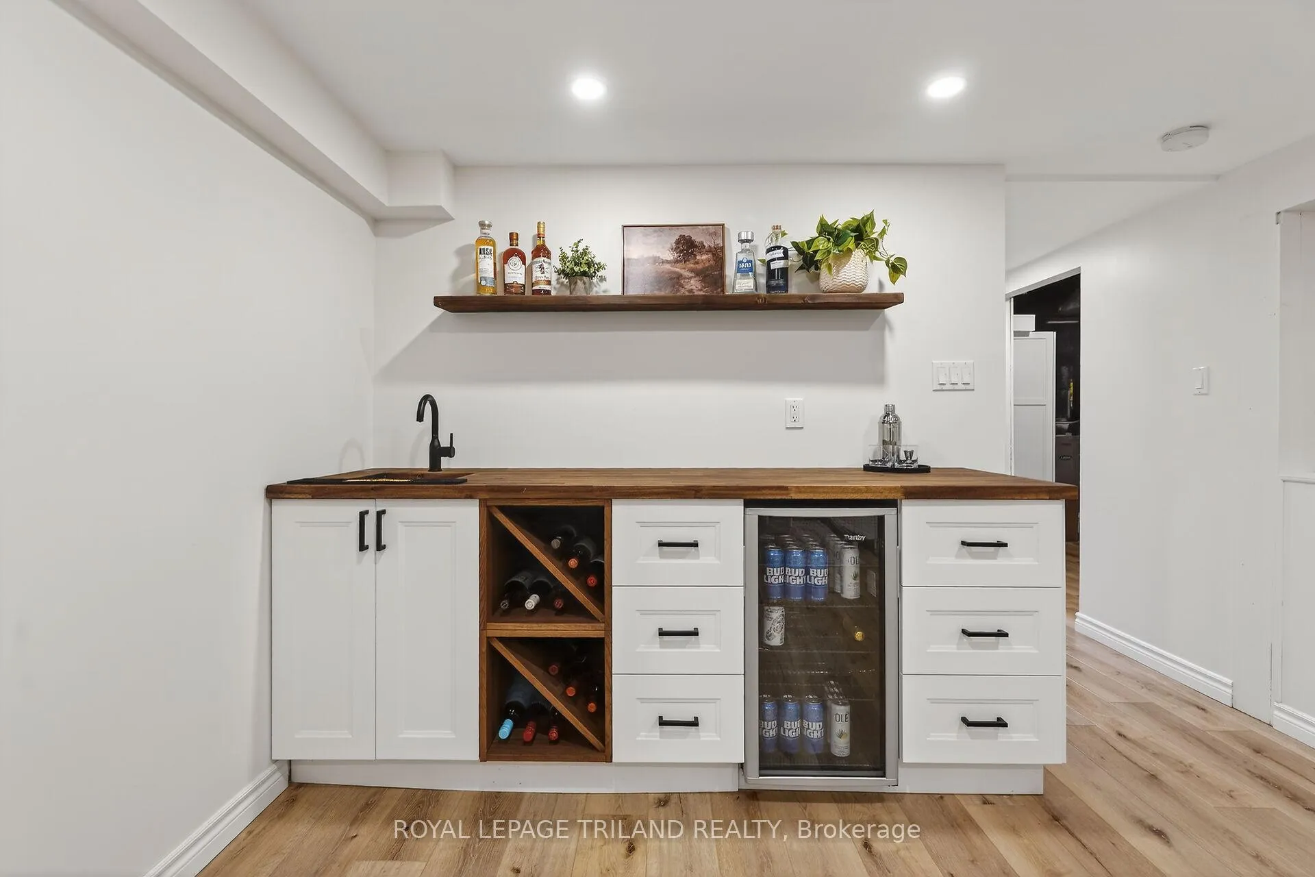 Photo 29 of 133 Delaware Street, Middlesex Centre, Komoka — HOMEH