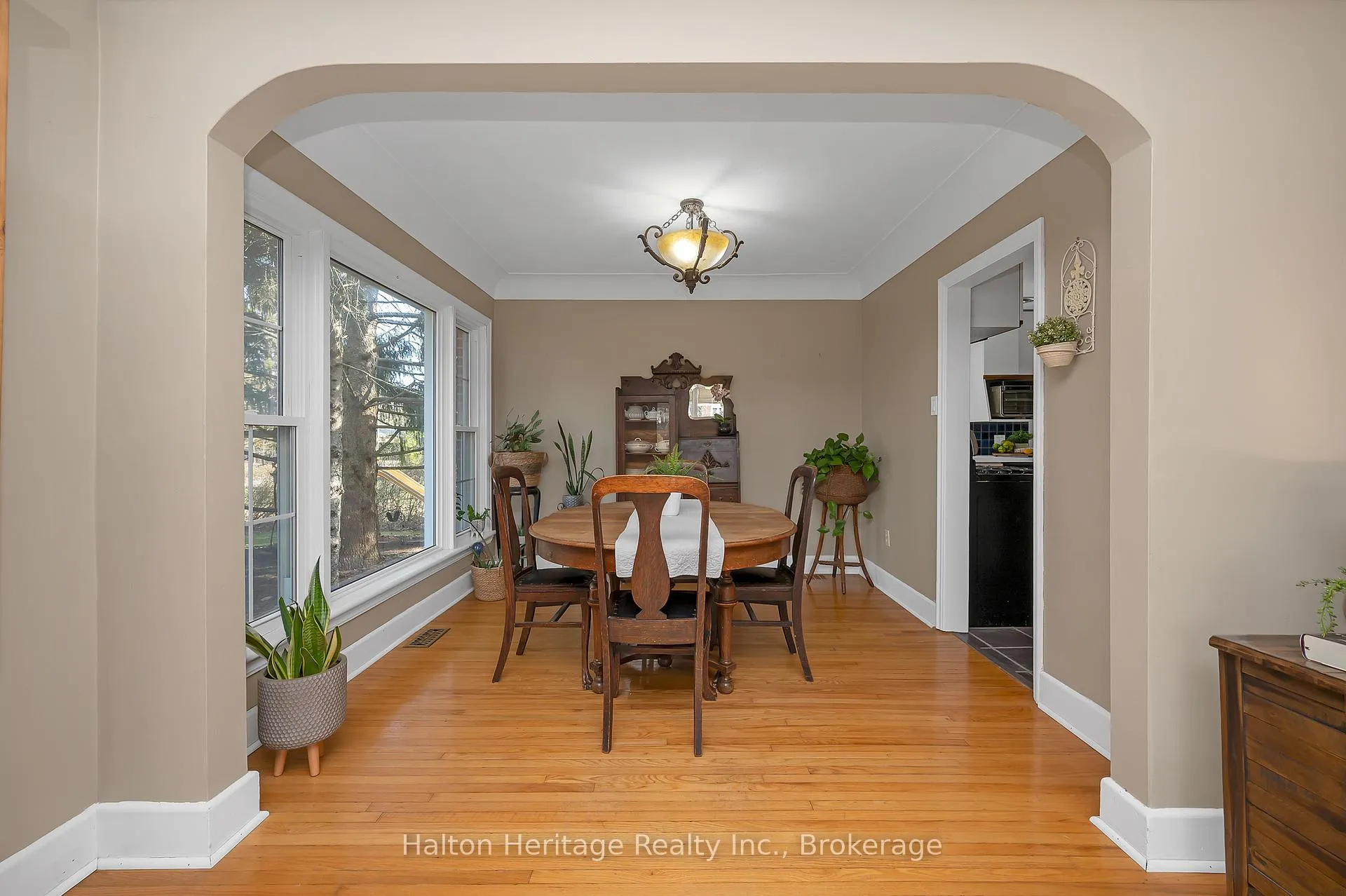 Photo 6 of 1386 Centre Road, Hamilton, Carlisle — HOMEH