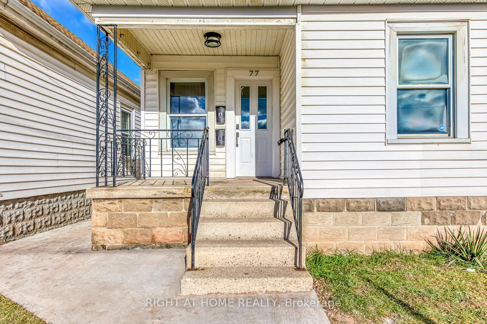 Photo 3 of 77 Hope Avenue, Hamilton, Homeside — HOMEH