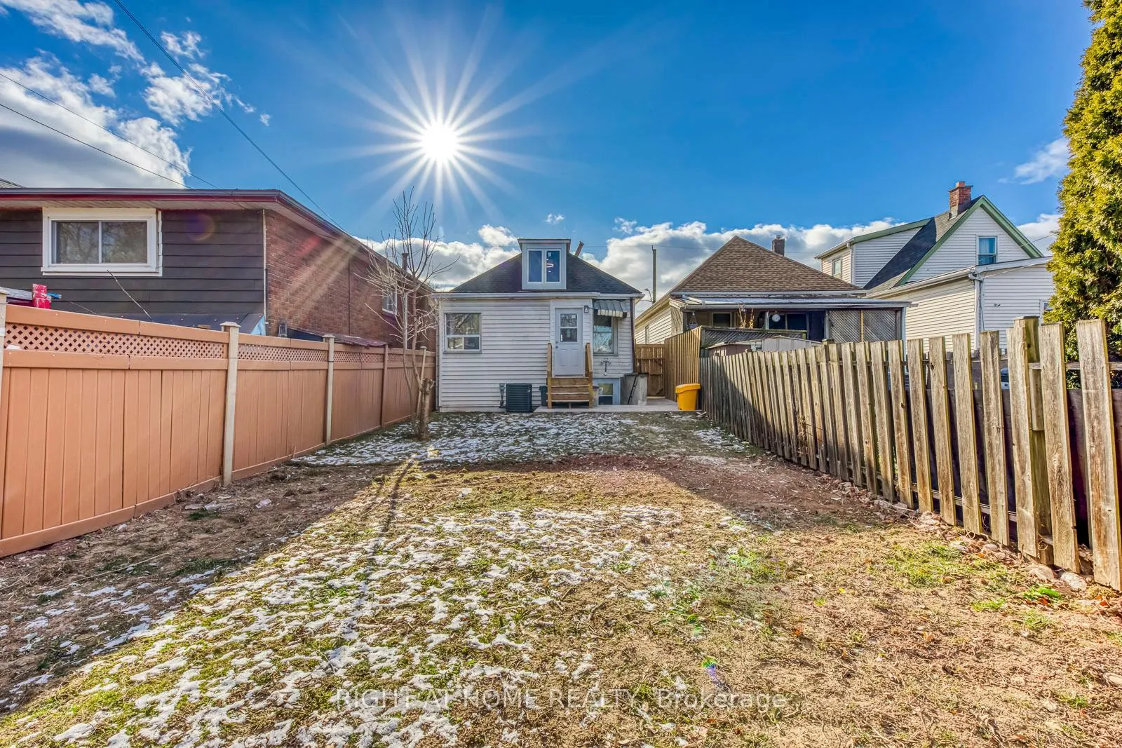 Photo 39 of 77 Hope Avenue, Hamilton, Homeside — HOMEH