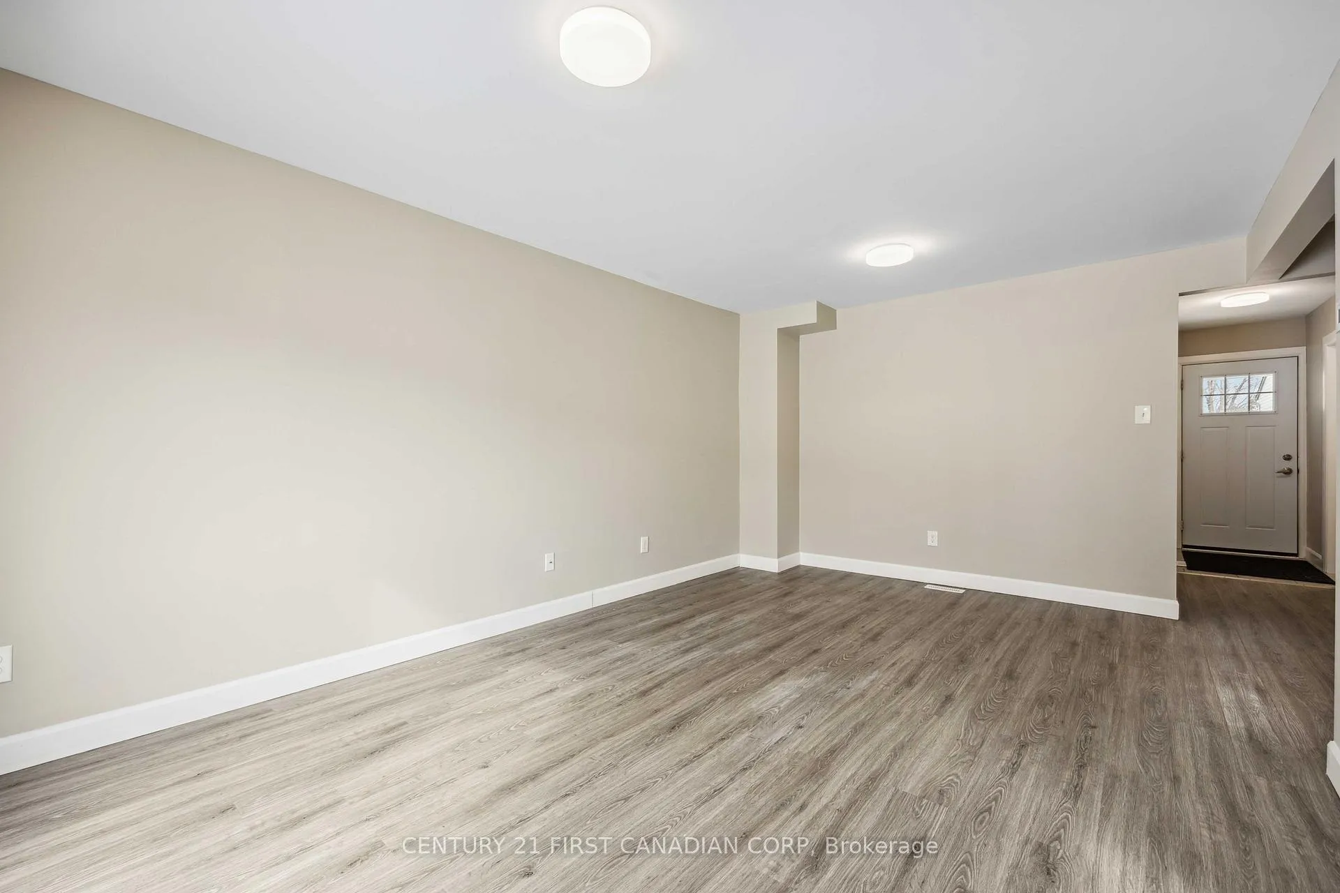 Photo 6 of 313 somerset Crescent, Sarnia — HOMEH