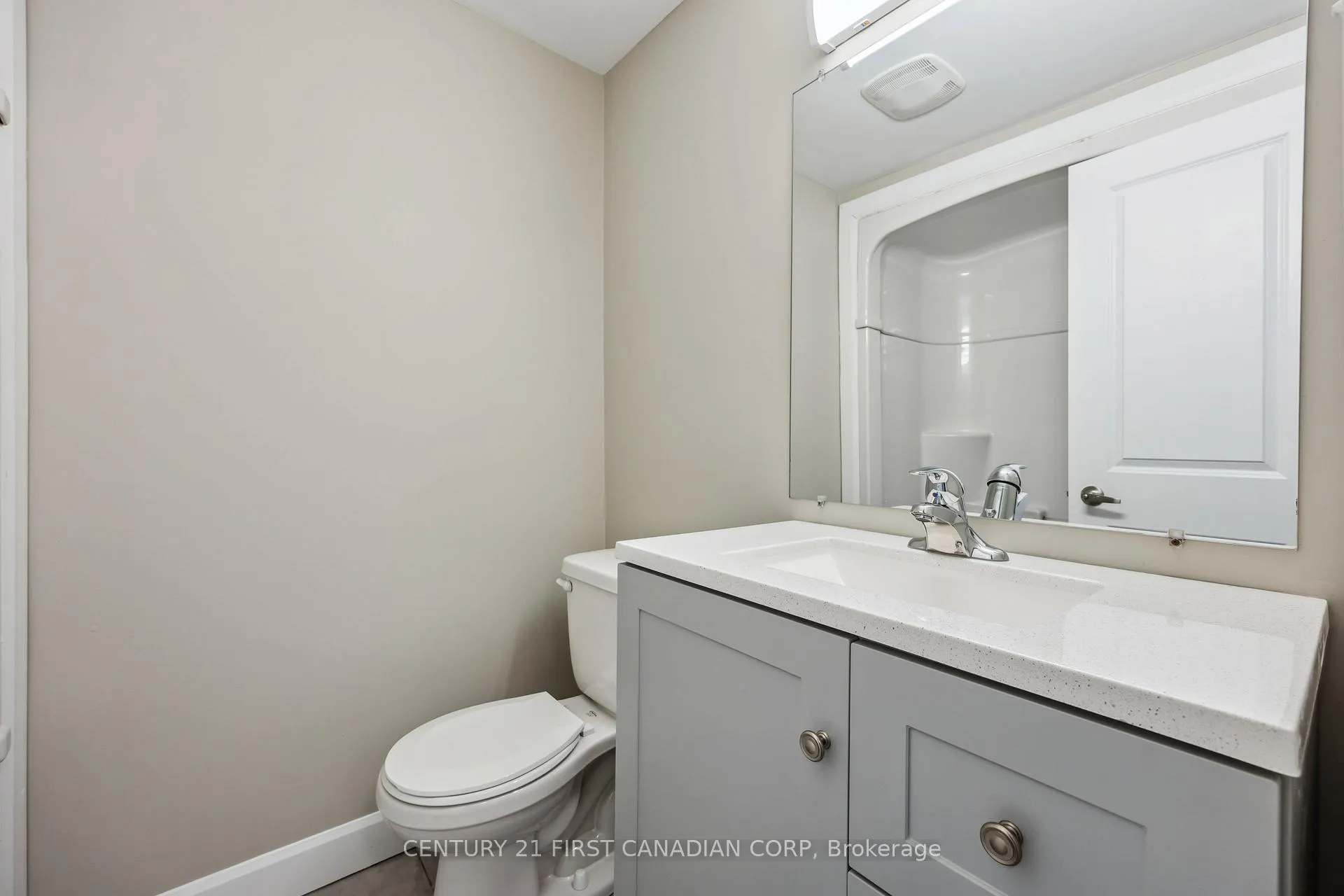 Photo 19 of 313 somerset Crescent, Sarnia — HOMEH
