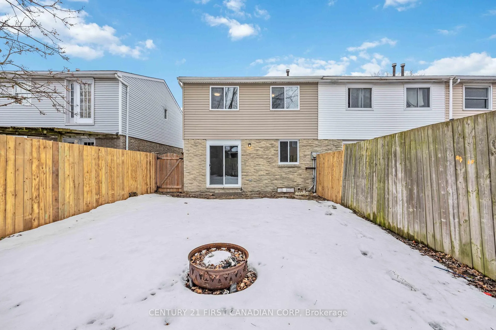 Photo 26 of 313 somerset Crescent, Sarnia — HOMEH