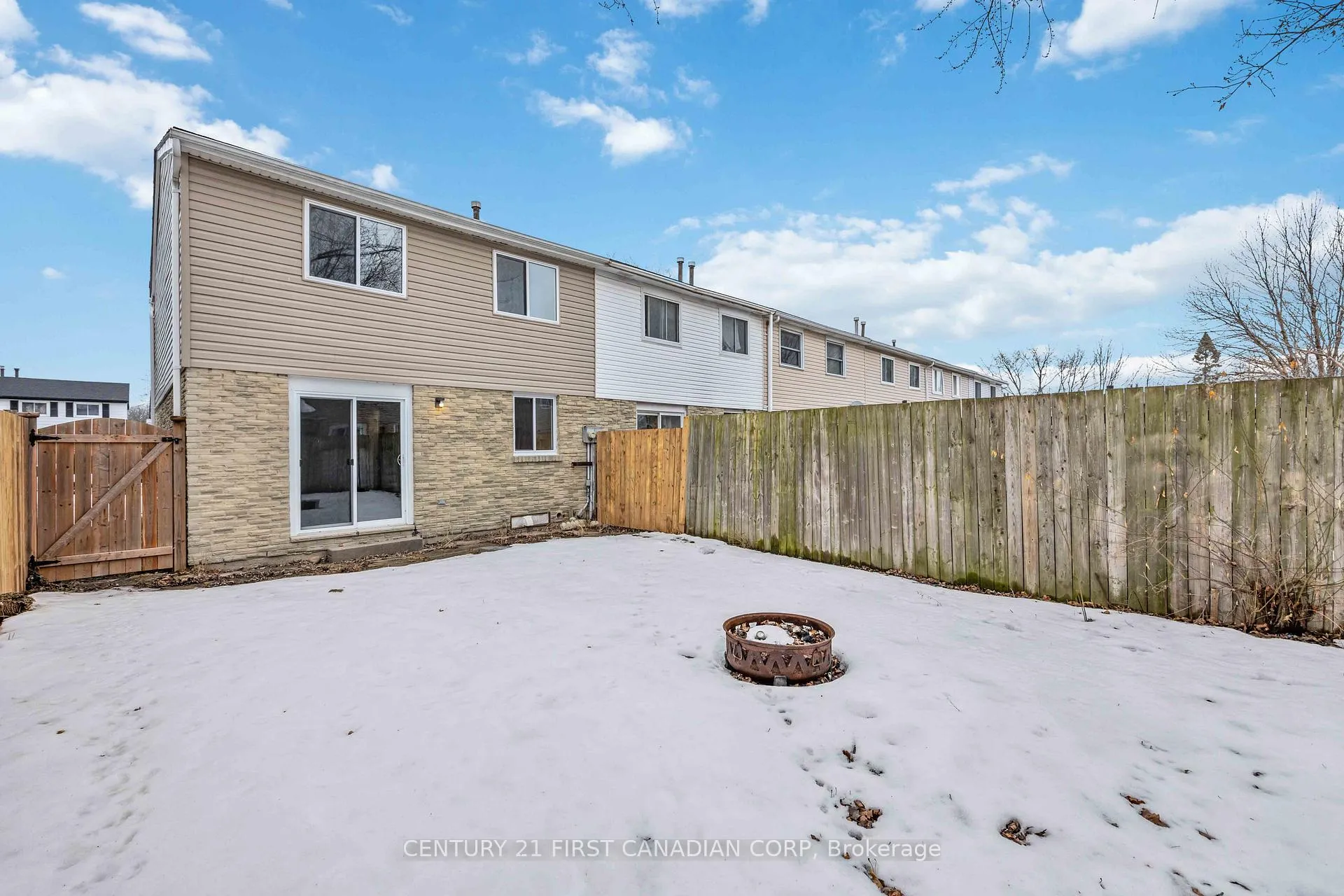 Photo 28 of 313 somerset Crescent, Sarnia — HOMEH
