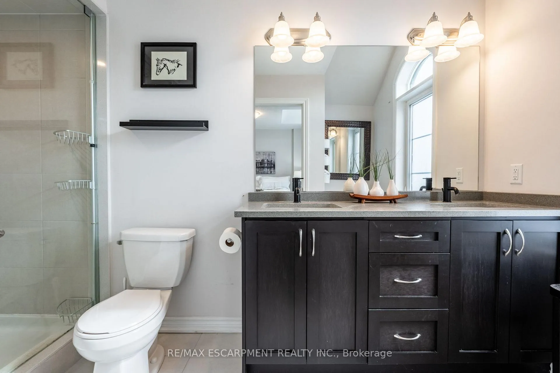 Photo 23 of 70 Borers Creek Circle, Hamilton, Waterdown — HOMEH