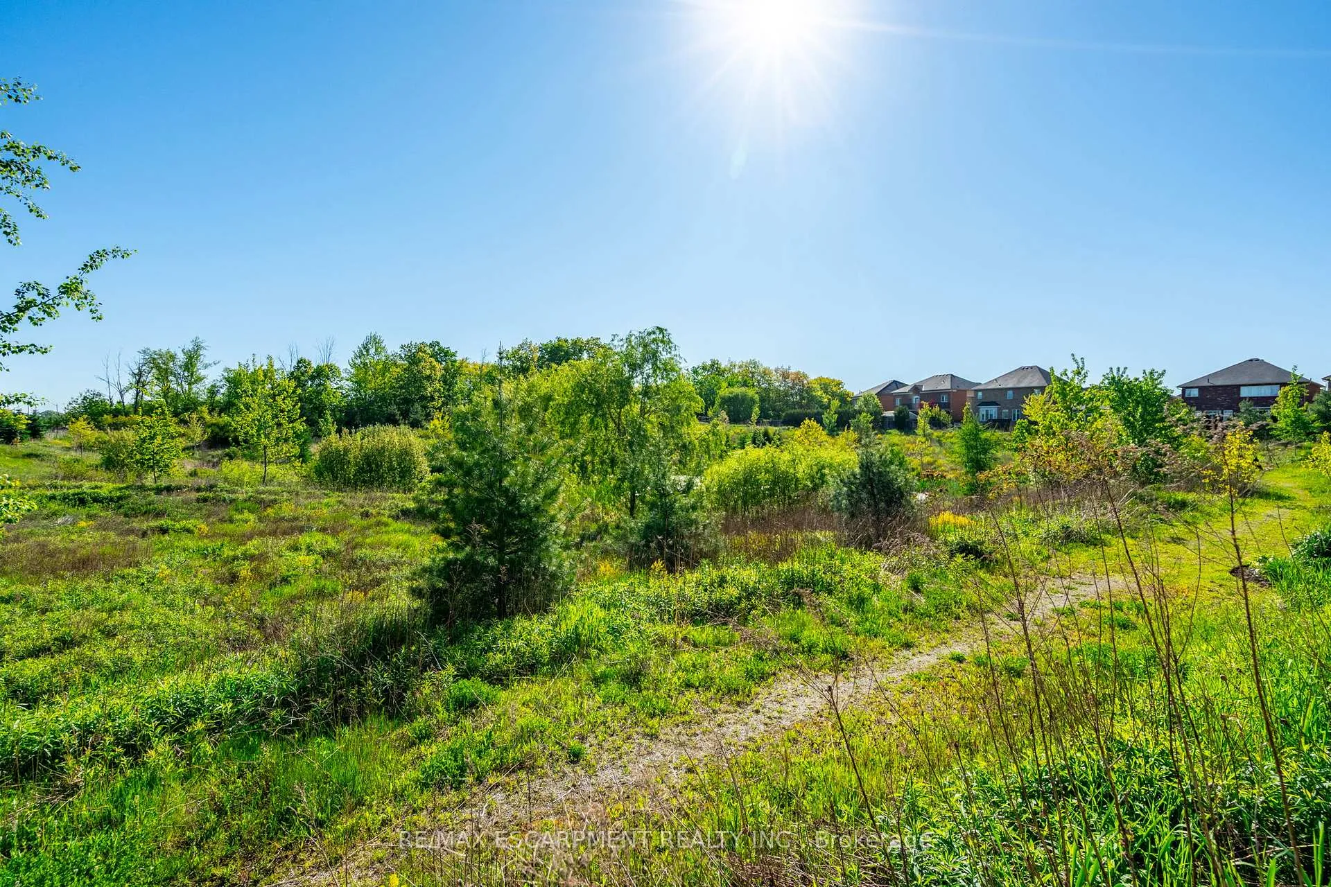 Photo 39 of 70 Borers Creek Circle, Hamilton, Waterdown — HOMEH