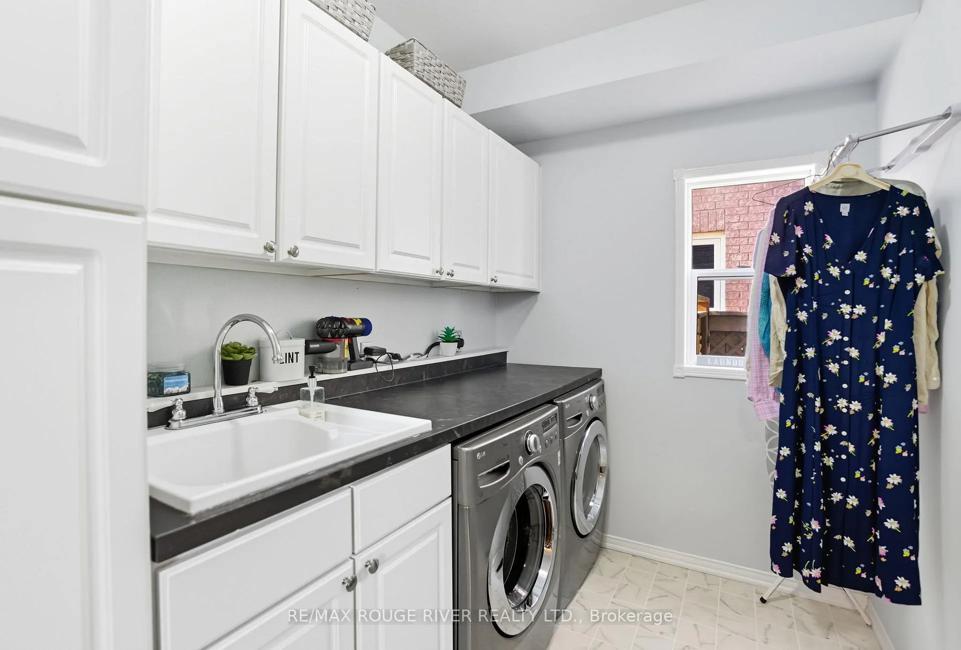 Photo 18 of 79 Watford Street, Whitby, Brooklin — HOMEH