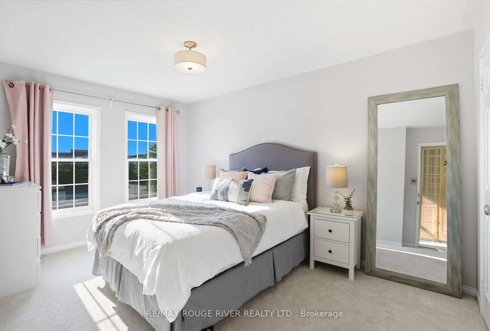 Photo 28 of 79 Watford Street, Whitby, Brooklin — HOMEH