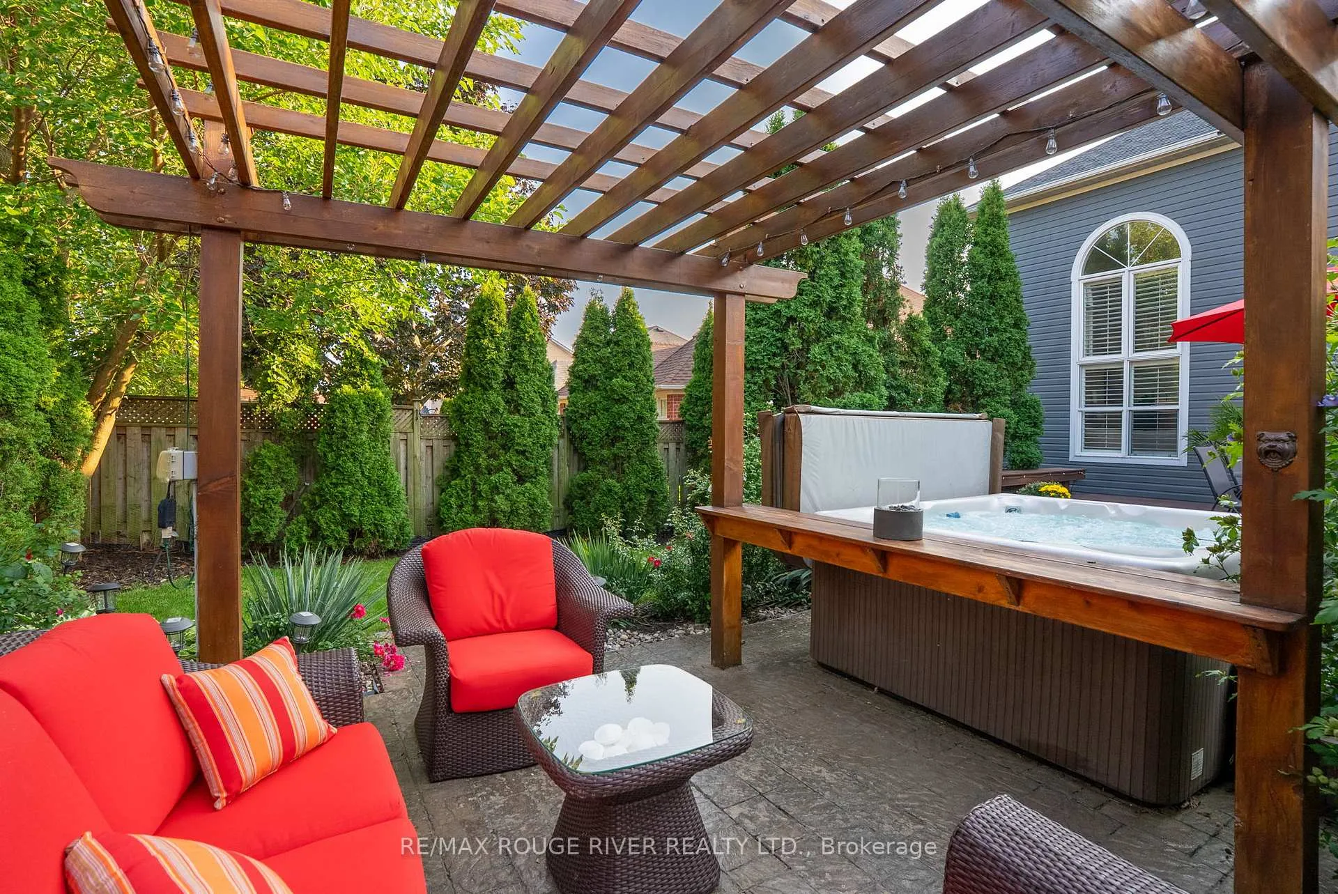 Photo 43 of 79 Watford Street, Whitby, Brooklin — HOMEH