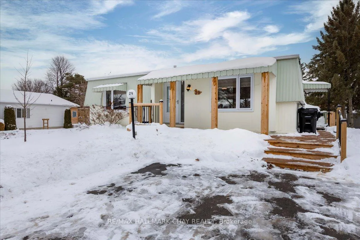Photo 19 of 29 Linden Lane, Innisfil, Rural Innisfil — HOMEH