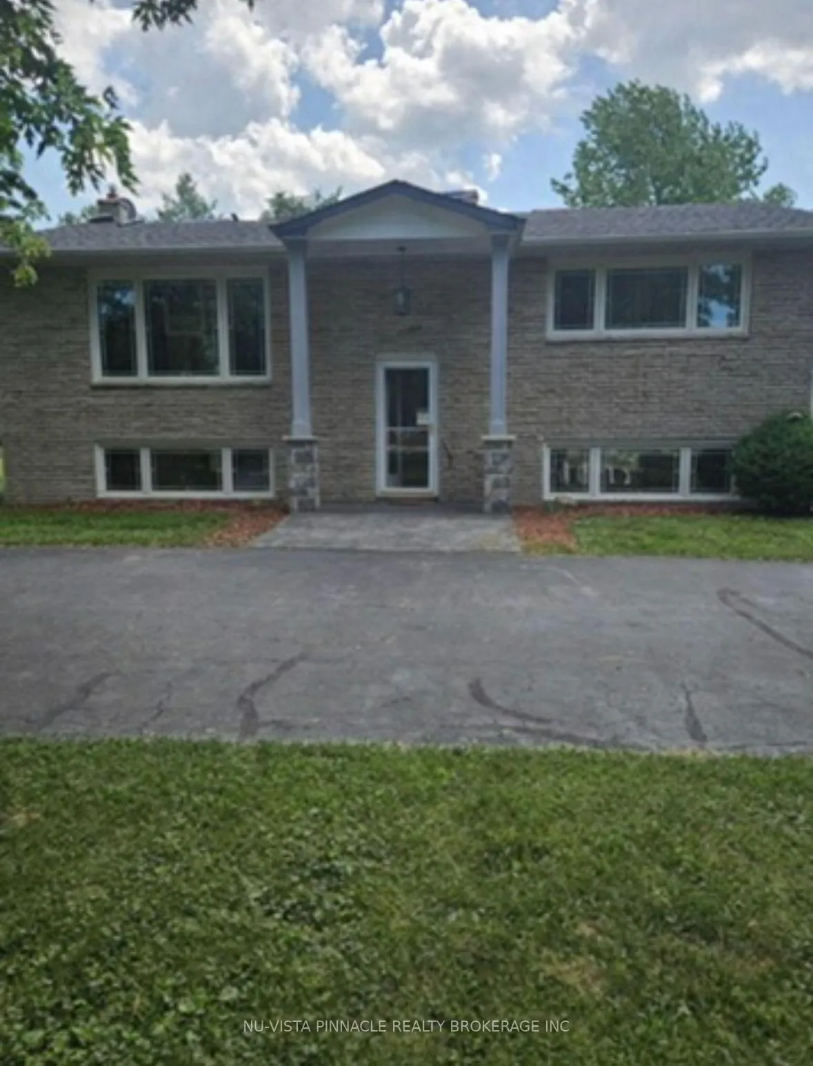 Front of 3567 Egremont Road