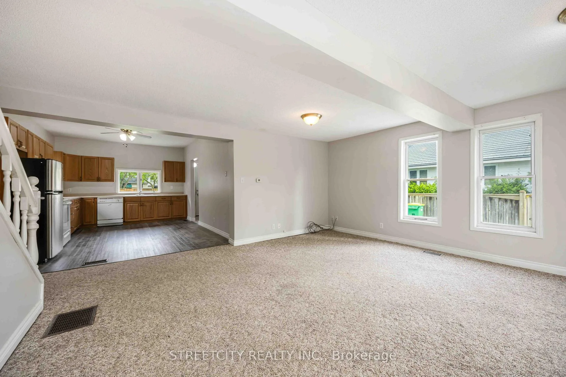 Photo 6 of 337 Eureka Street, Enniskillen, Petrolia — HOMEH