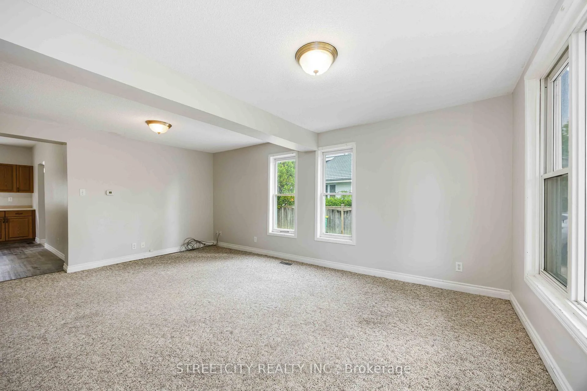 Photo 7 of 337 Eureka Street, Enniskillen, Petrolia — HOMEH