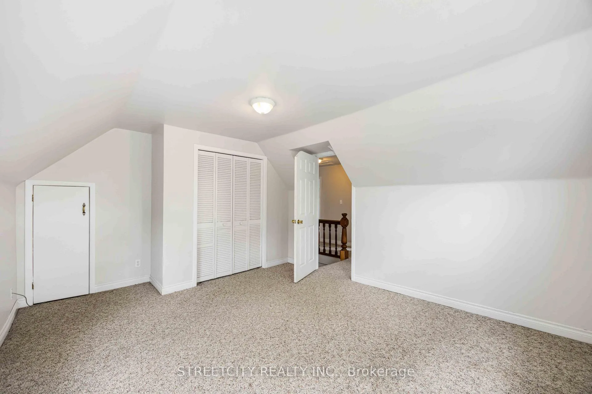 Photo 20 of 337 Eureka Street, Enniskillen, Petrolia — HOMEH