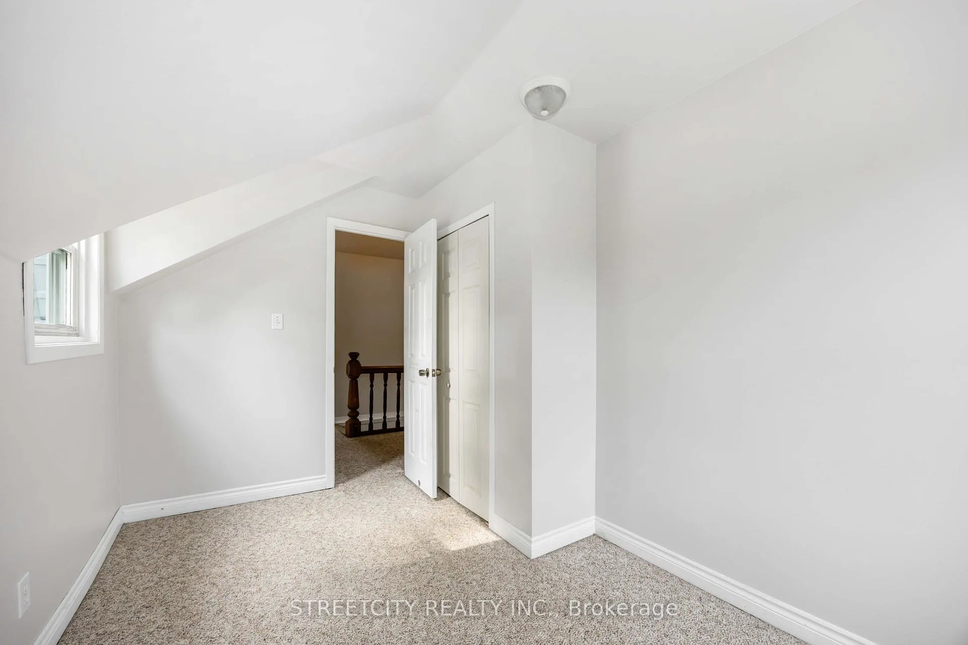 Photo 22 of 337 Eureka Street, Enniskillen, Petrolia — HOMEH