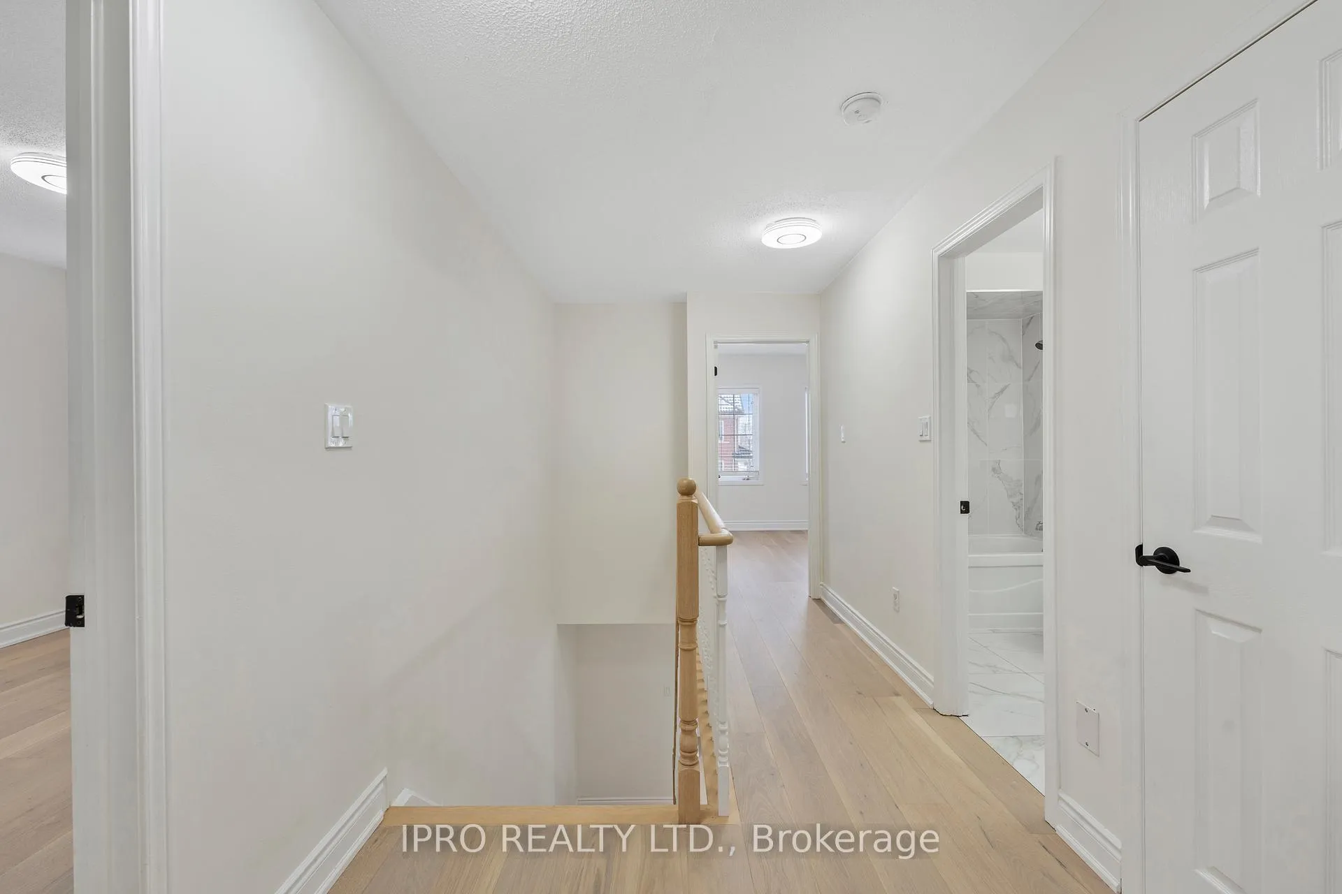Photo 23 of 15 Coolwater Drive, Brampton, Sandringham-Wellington — HOMEH