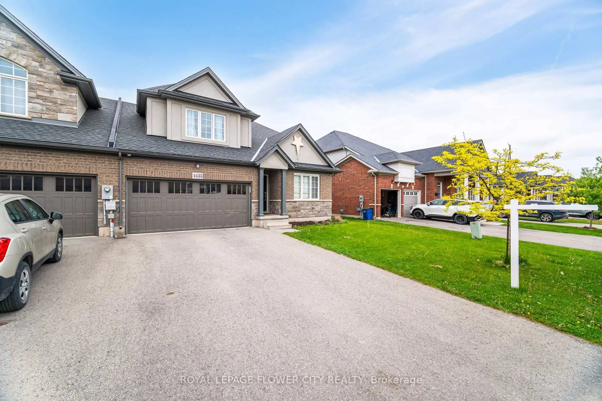 Photo 2 of 4435 Shuttleworth Drive, Niagara Falls, Lyons Creek — HOMEH