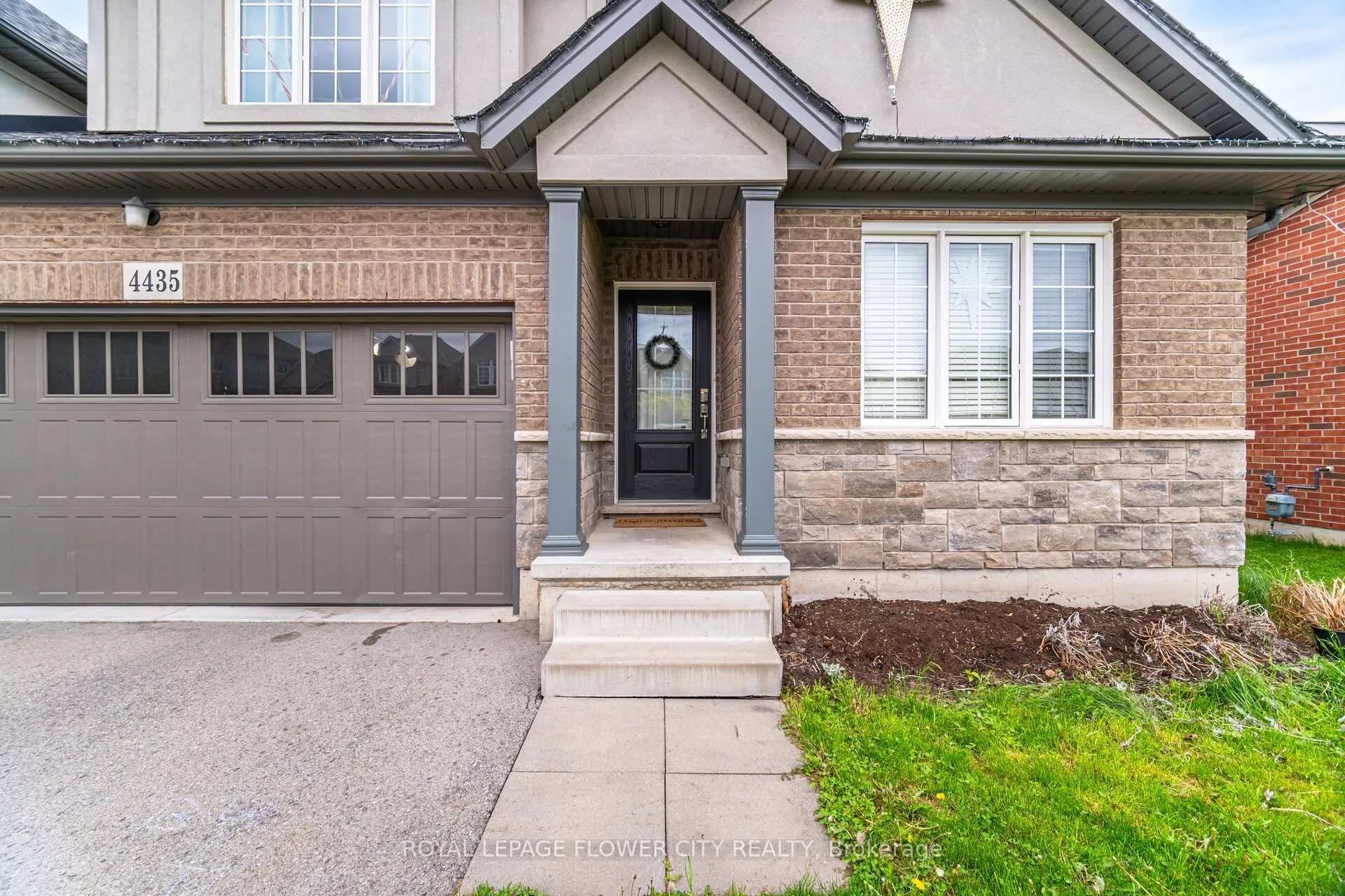 Photo 4 of 4435 Shuttleworth Drive, Niagara Falls, Lyons Creek — HOMEH