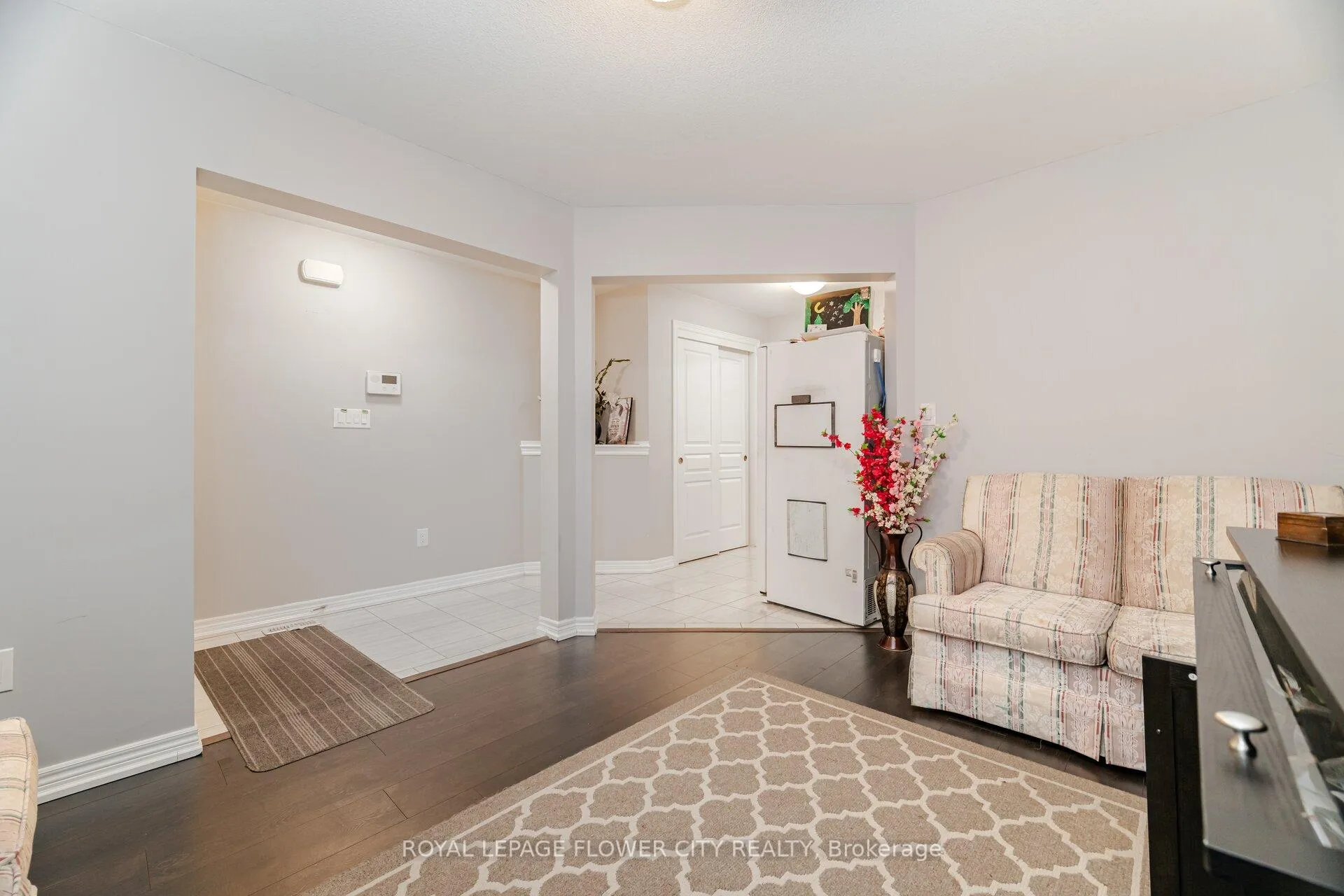 Photo 7 of 4435 Shuttleworth Drive, Niagara Falls, Lyons Creek — HOMEH