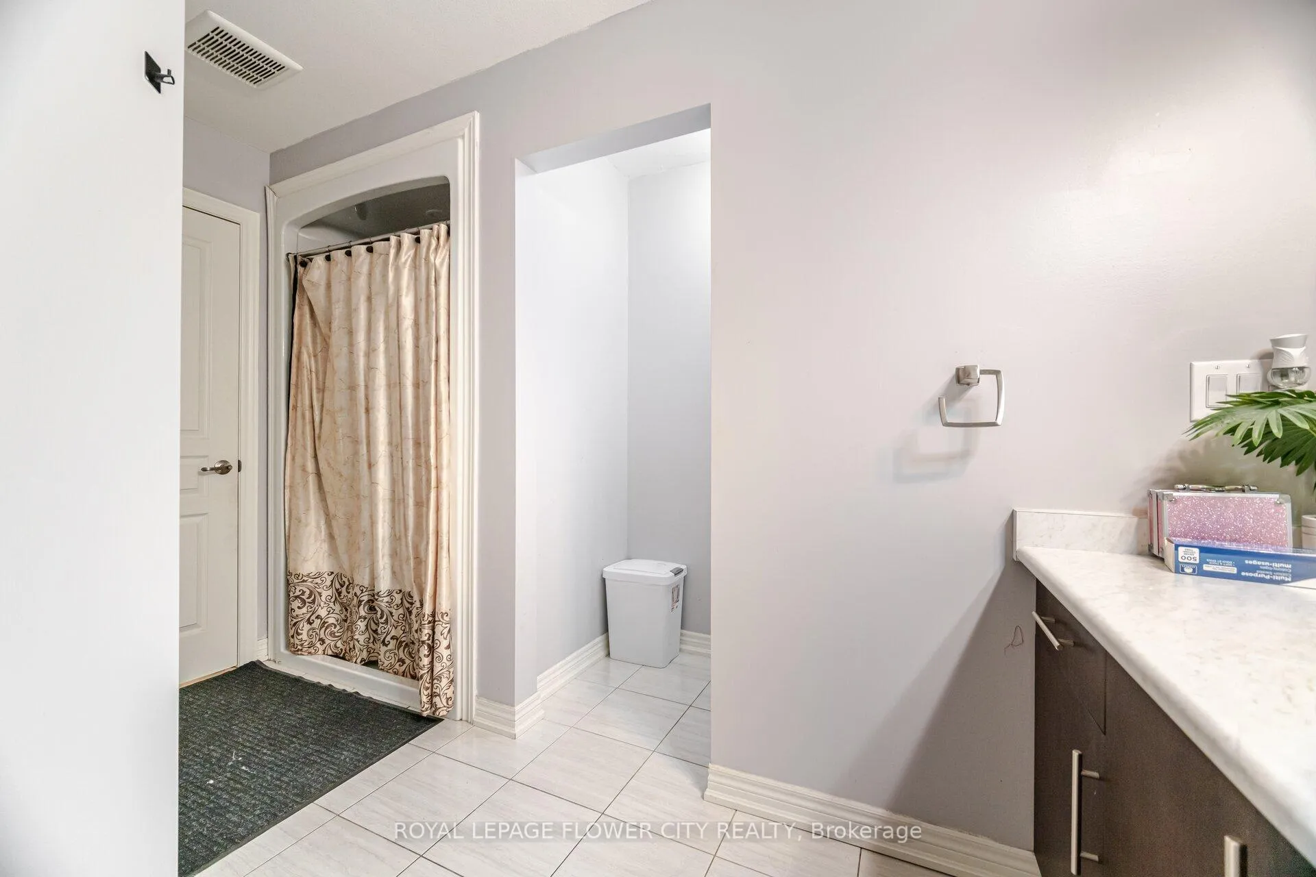 Photo 21 of 4435 Shuttleworth Drive, Niagara Falls, Lyons Creek — HOMEH