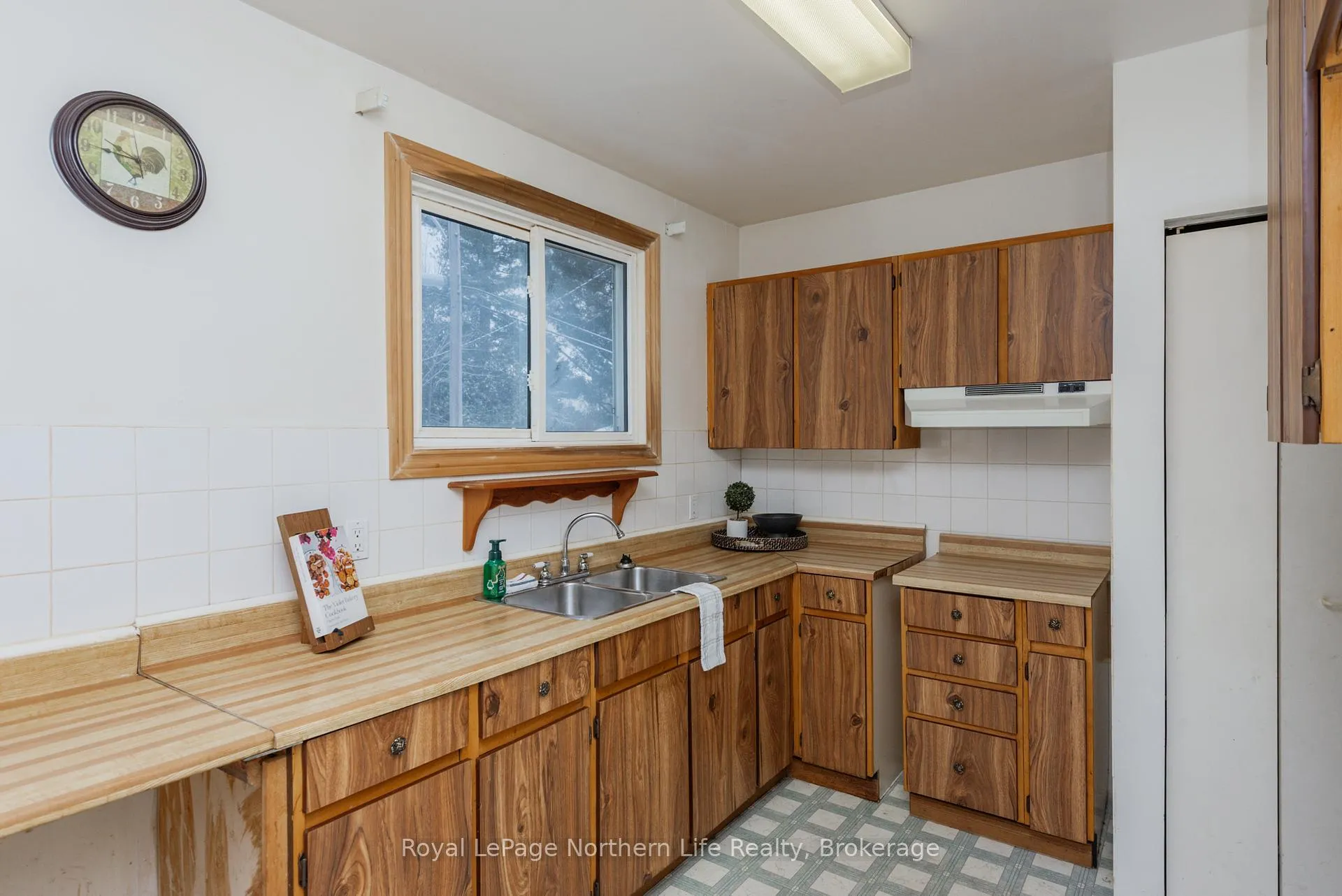 Photo 3 of 328 King Street, Callander — HOMEH