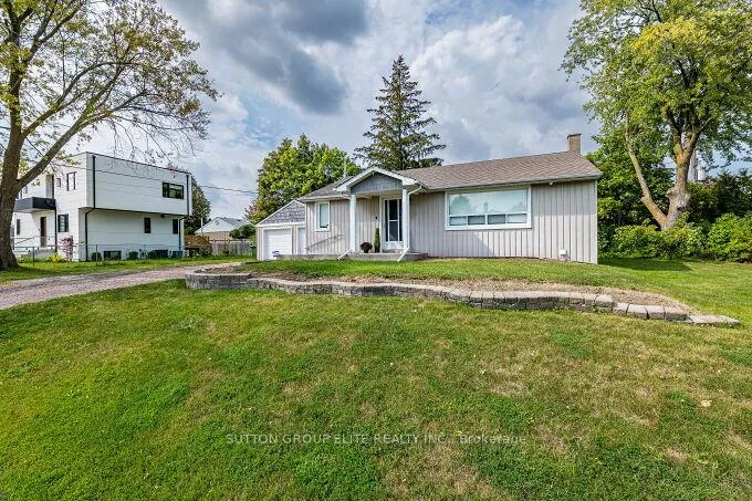 Photo 2 of 107 Martha Street, Caledon, Bolton West — HOMEH