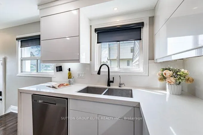 Photo 18 of 107 Martha Street, Caledon, Bolton West — HOMEH
