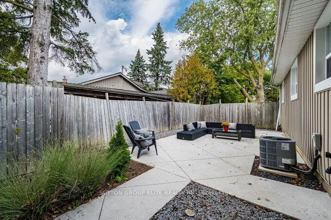 Photo 38 of 107 Martha Street, Caledon, Bolton West — HOMEH