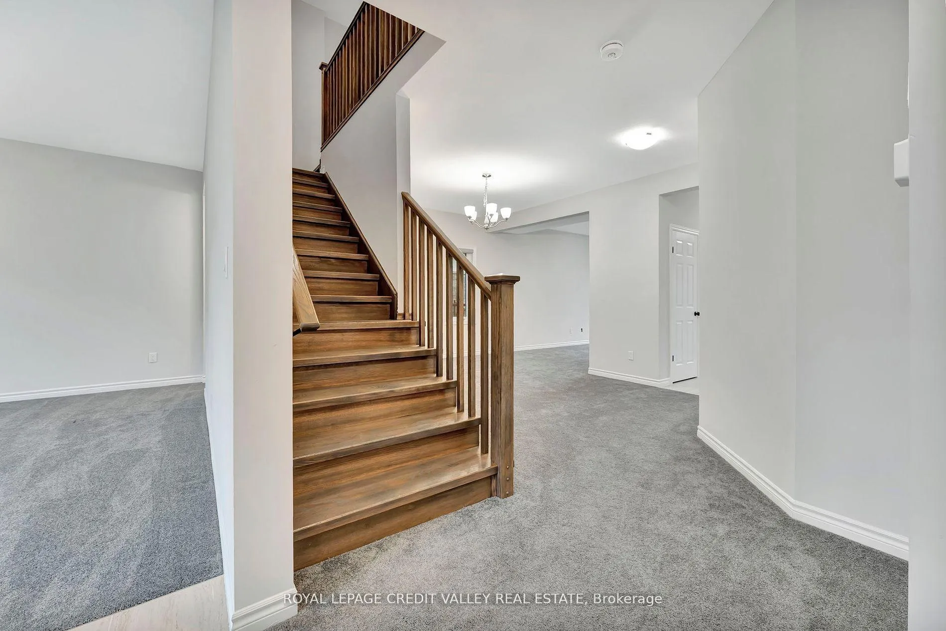 Photo 10 of 104 Sass Crescent, Brant, Paris — HOMEH