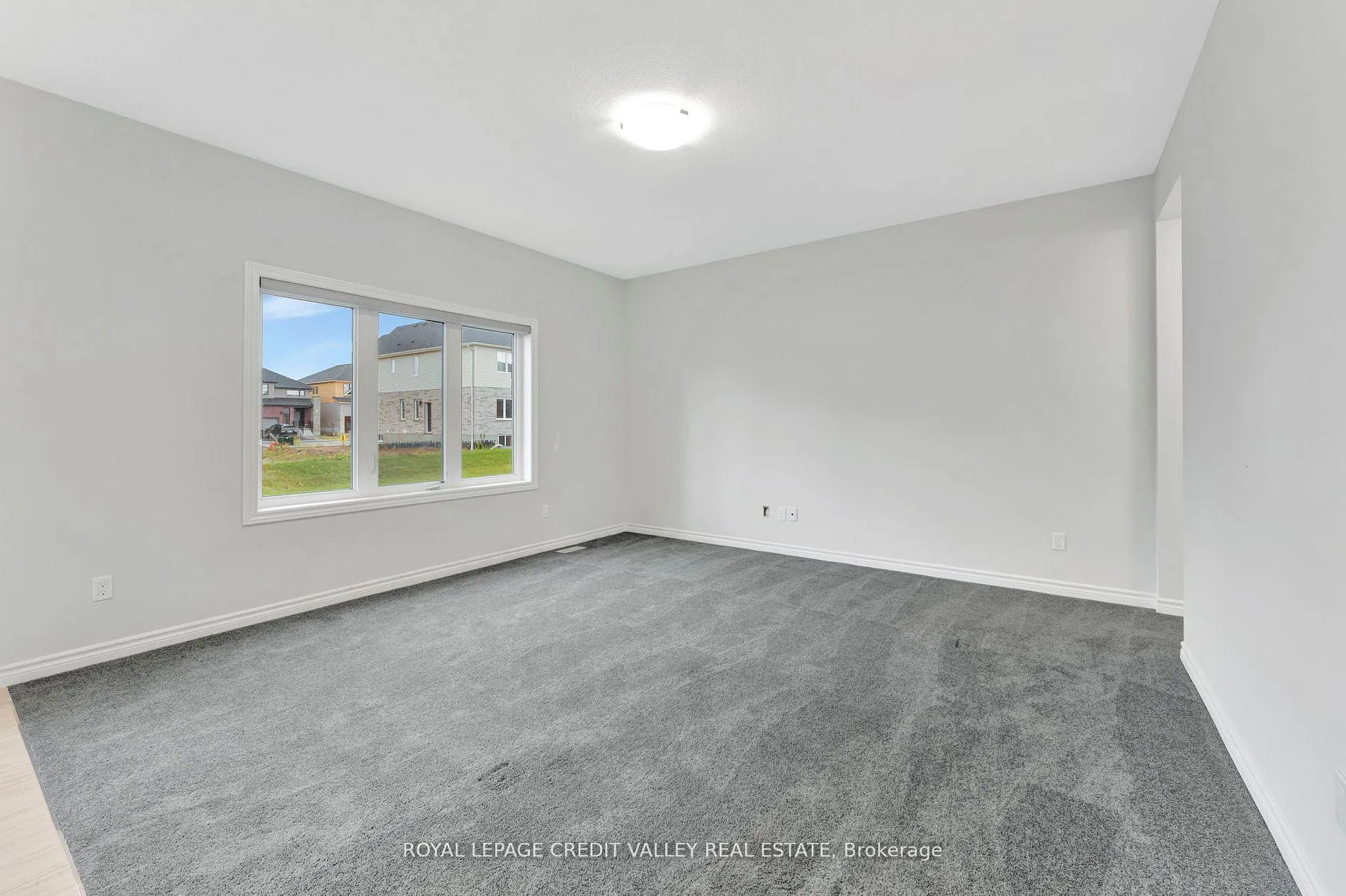 Photo 11 of 104 Sass Crescent, Brant, Paris — HOMEH
