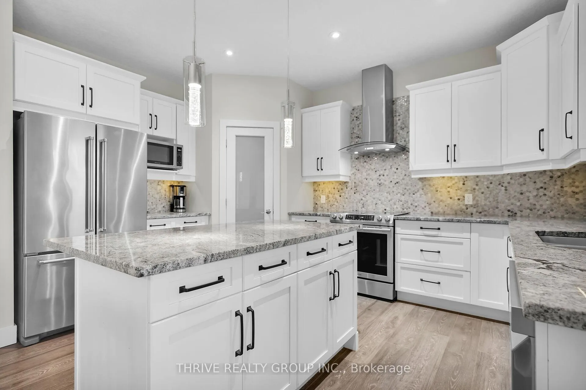 Photo 20 of 178 Spencer Avenue, Lucan Biddulph, Lucan — HOMEH