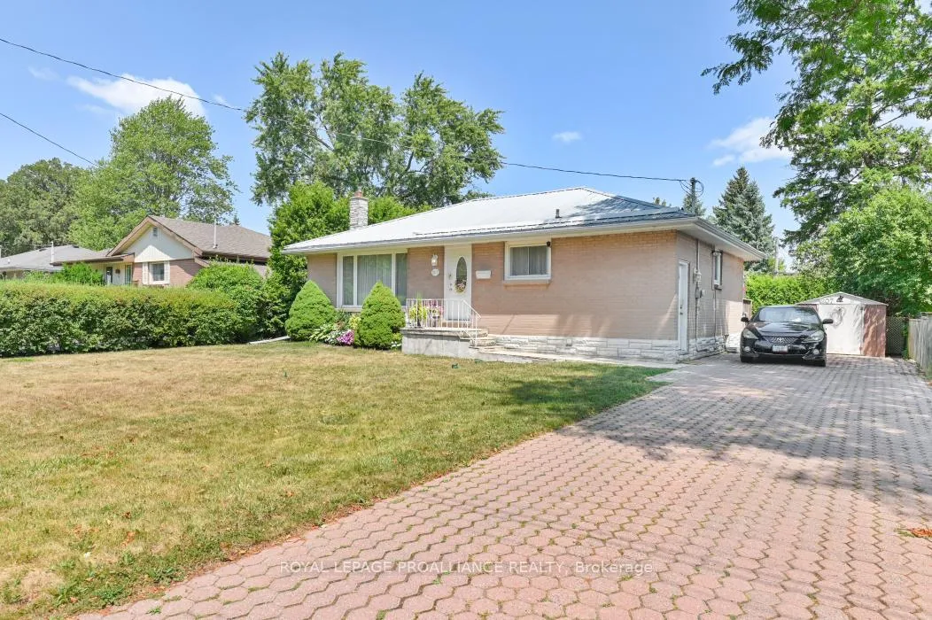 Photo 2 of 207 Parrott Drive, Belleville, Belleville Ward — HOMEH