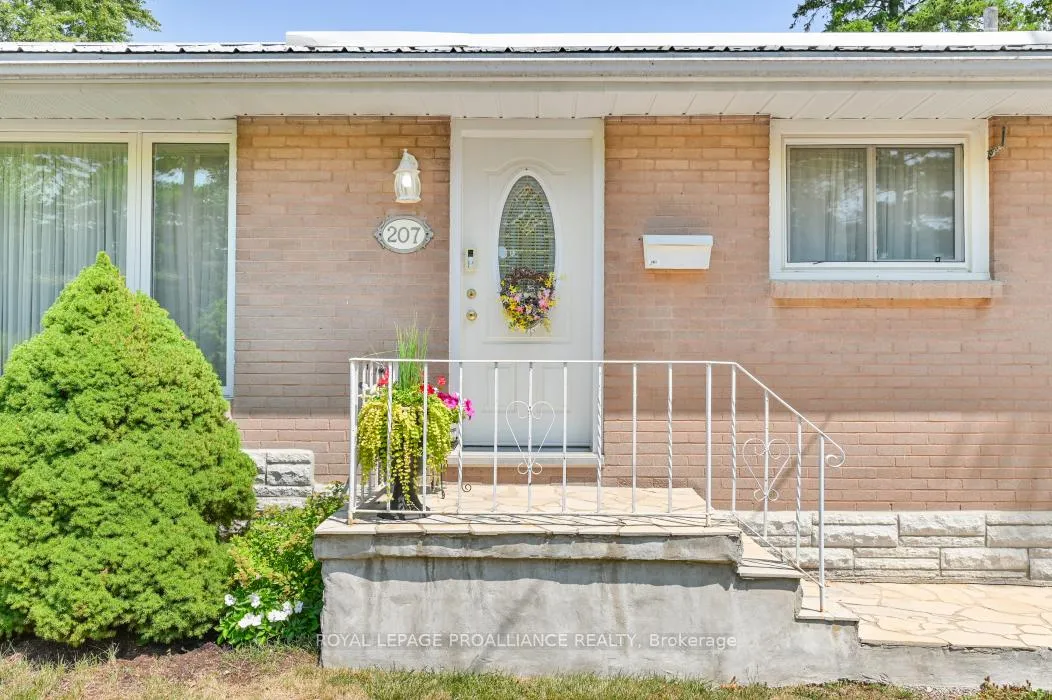 Photo 6 of 207 Parrott Drive, Belleville, Belleville Ward — HOMEH