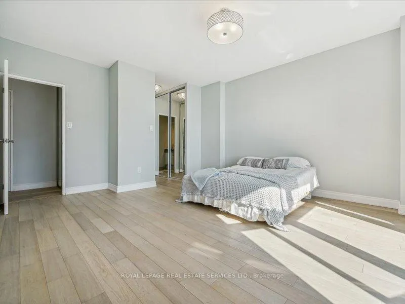 Photo 18 of Unit 708, 5250 Lakeshore Road, Burlington, Appleby — HOMEH