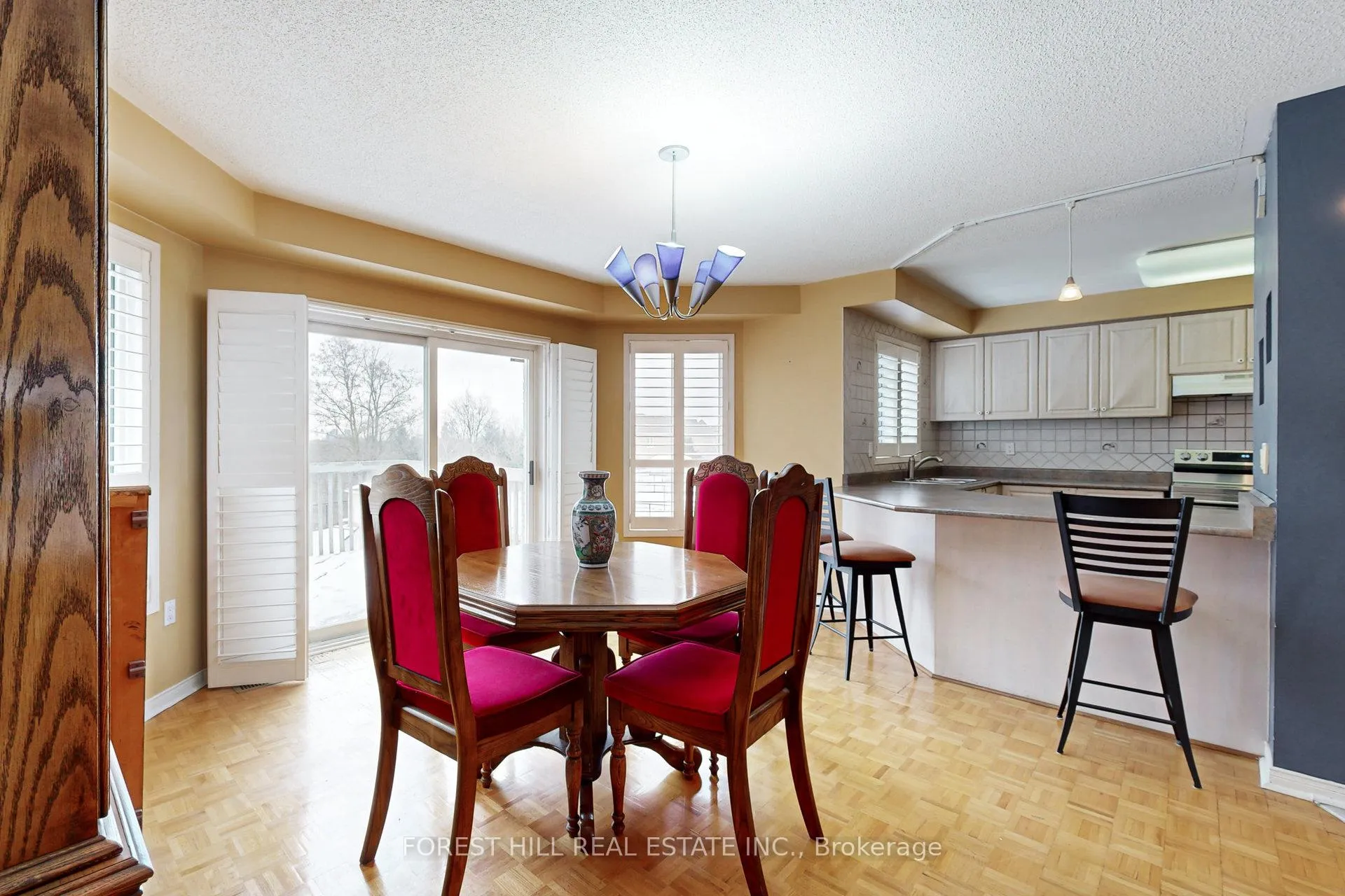Photo 16 of 64 Royalpark Way, Vaughan, Elder Mills — HOMEH