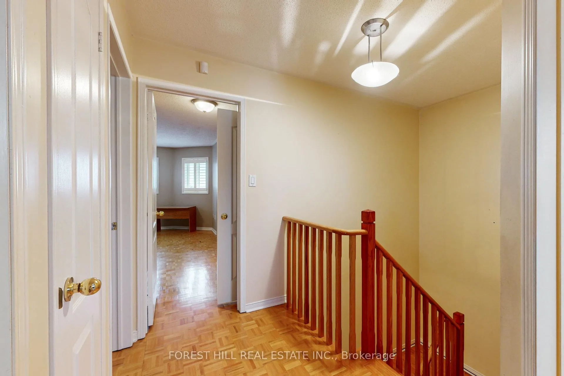 Photo 21 of 64 Royalpark Way, Vaughan, Elder Mills — HOMEH