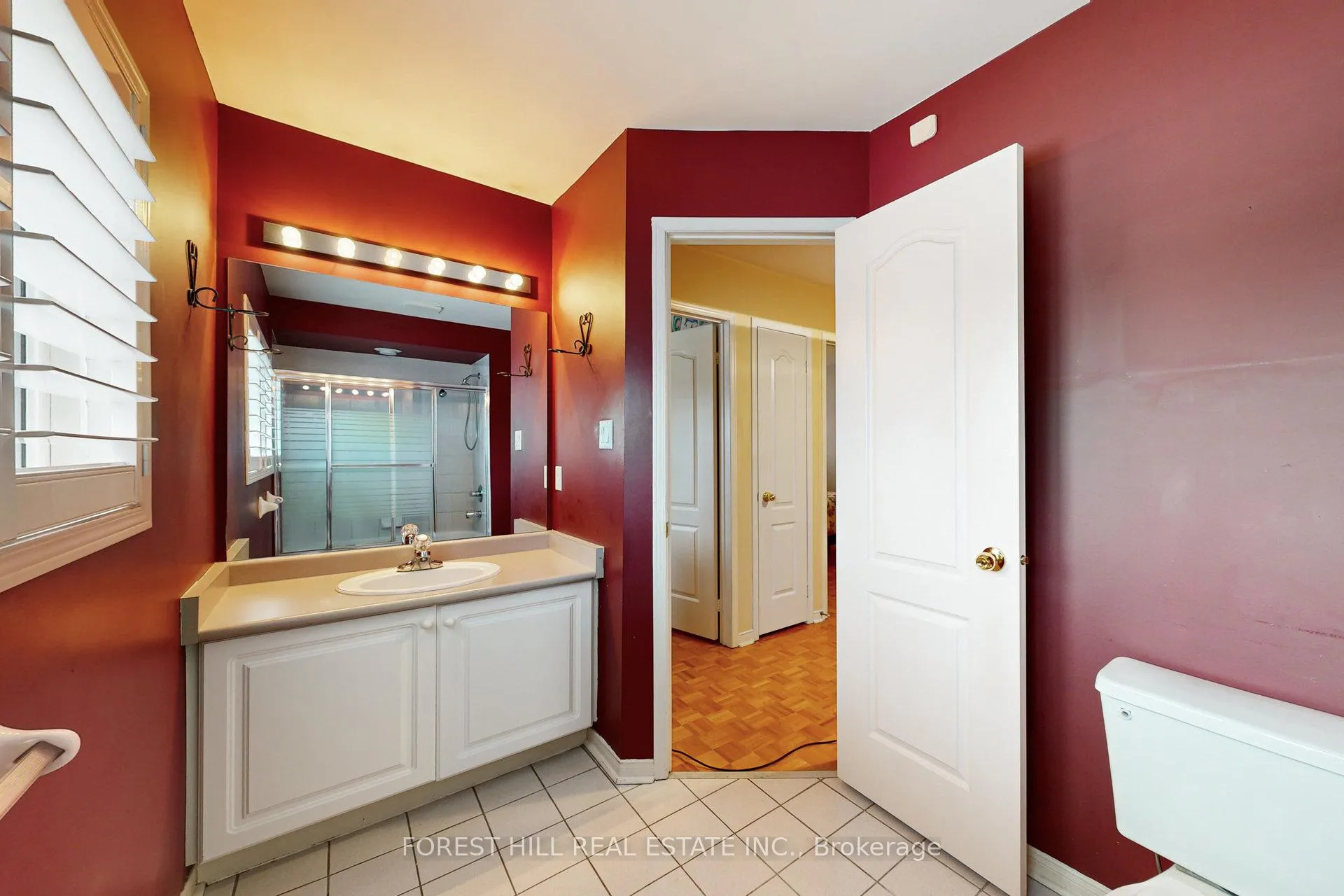 Photo 26 of 64 Royalpark Way, Vaughan, Elder Mills — HOMEH