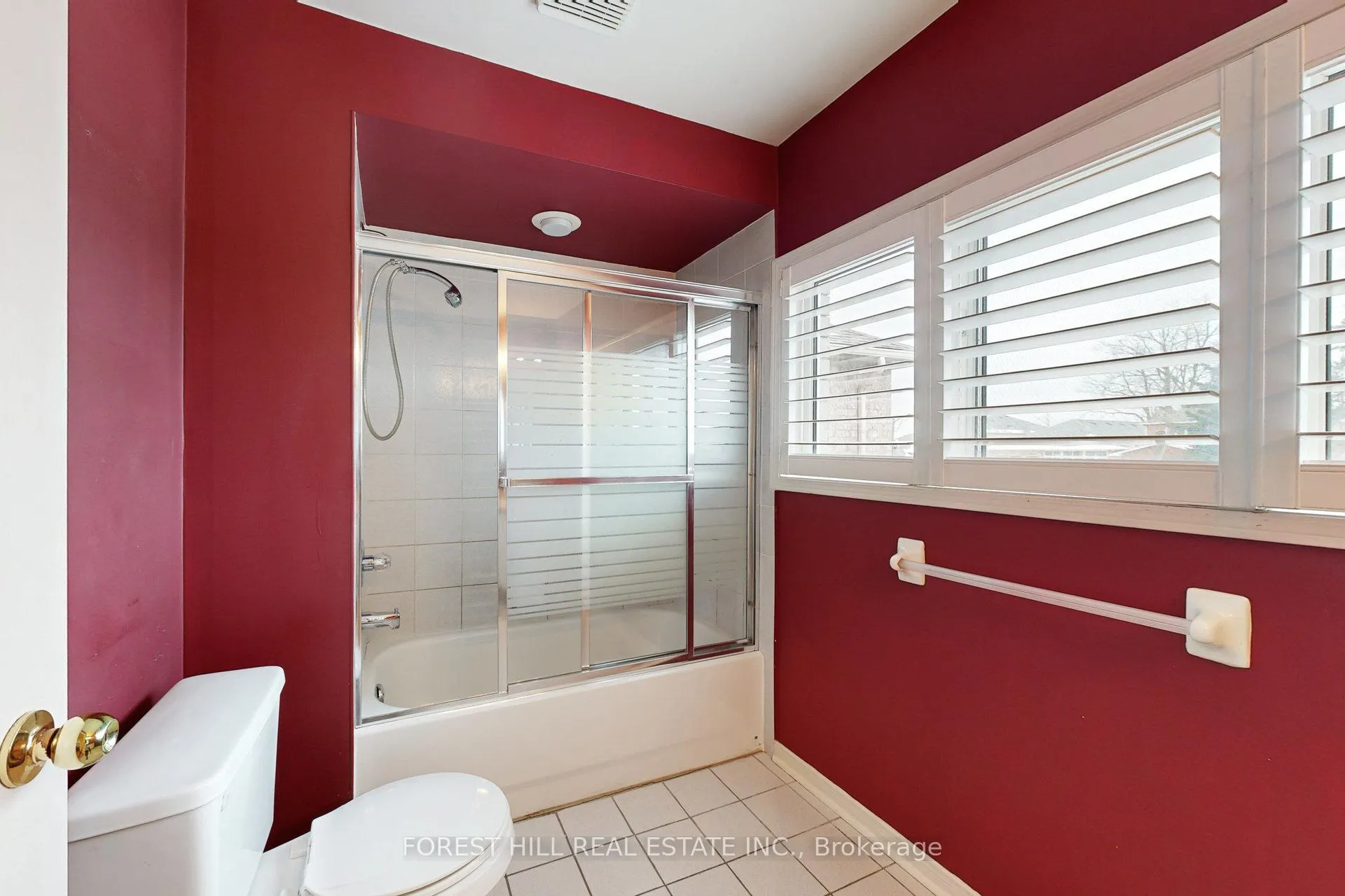 Photo 27 of 64 Royalpark Way, Vaughan, Elder Mills — HOMEH