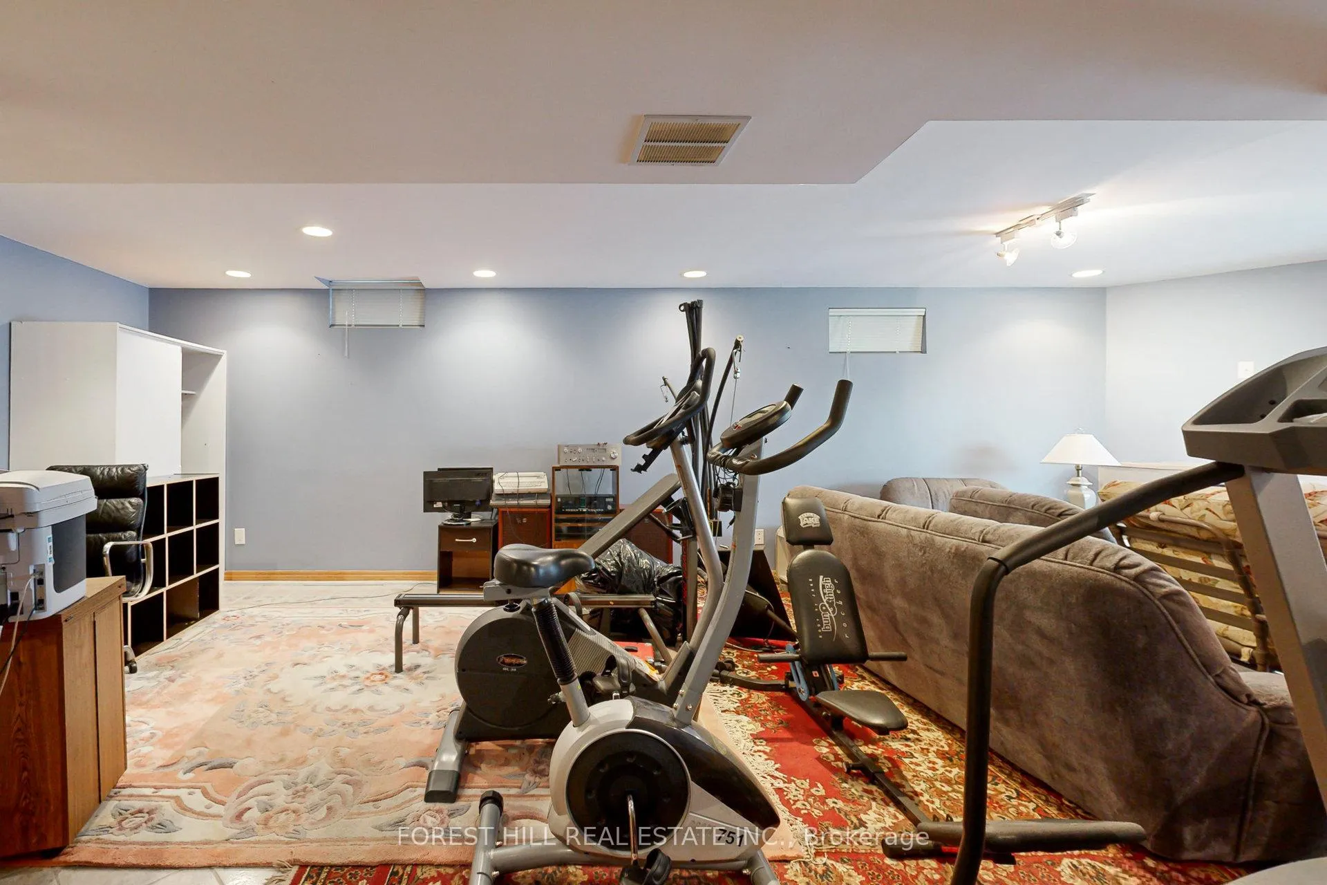 Photo 34 of 64 Royalpark Way, Vaughan, Elder Mills — HOMEH