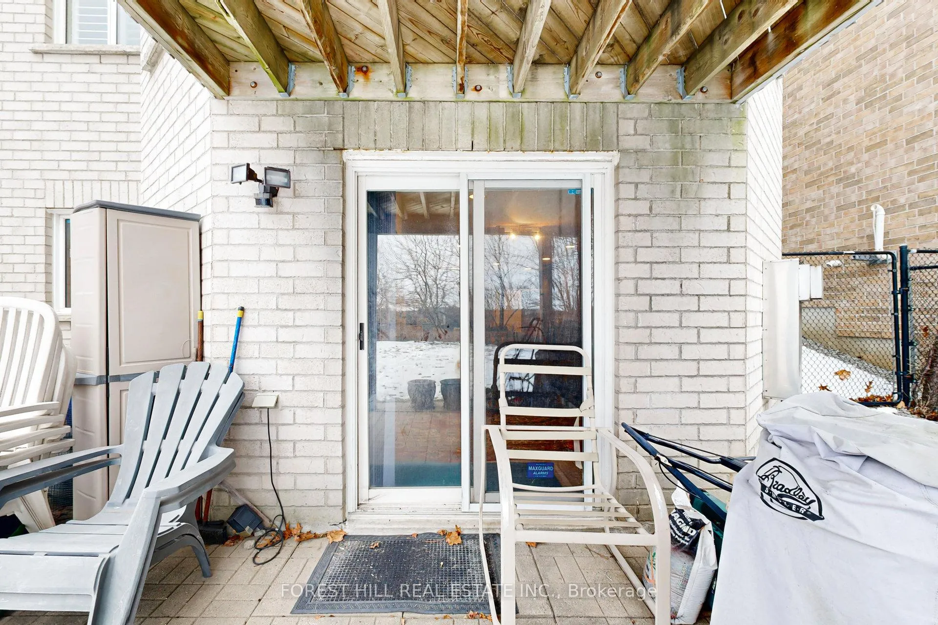 Photo 43 of 64 Royalpark Way, Vaughan, Elder Mills — HOMEH