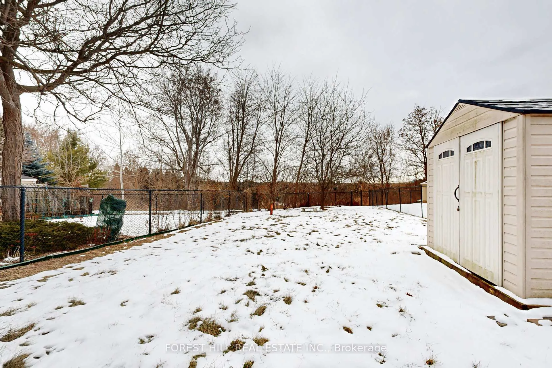 Photo 44 of 64 Royalpark Way, Vaughan, Elder Mills — HOMEH